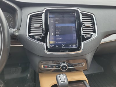 2017 Volvo XC90 Momentum