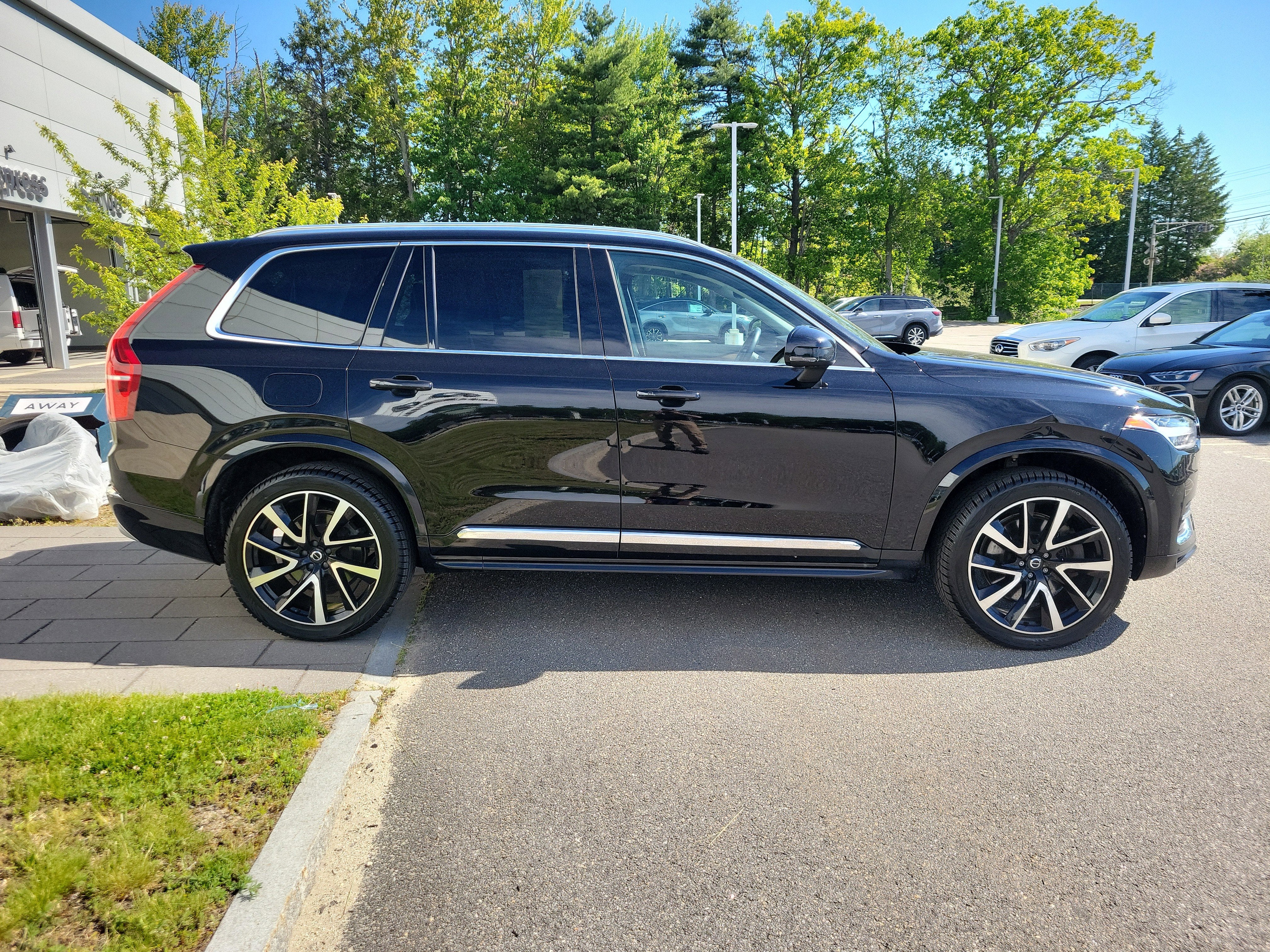2022 Volvo XC90 Recharge Plug-In Hybrid Inscription Expression