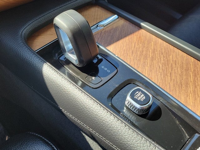 2022 Volvo XC90 Recharge Plug-In Hybrid Inscription Expression