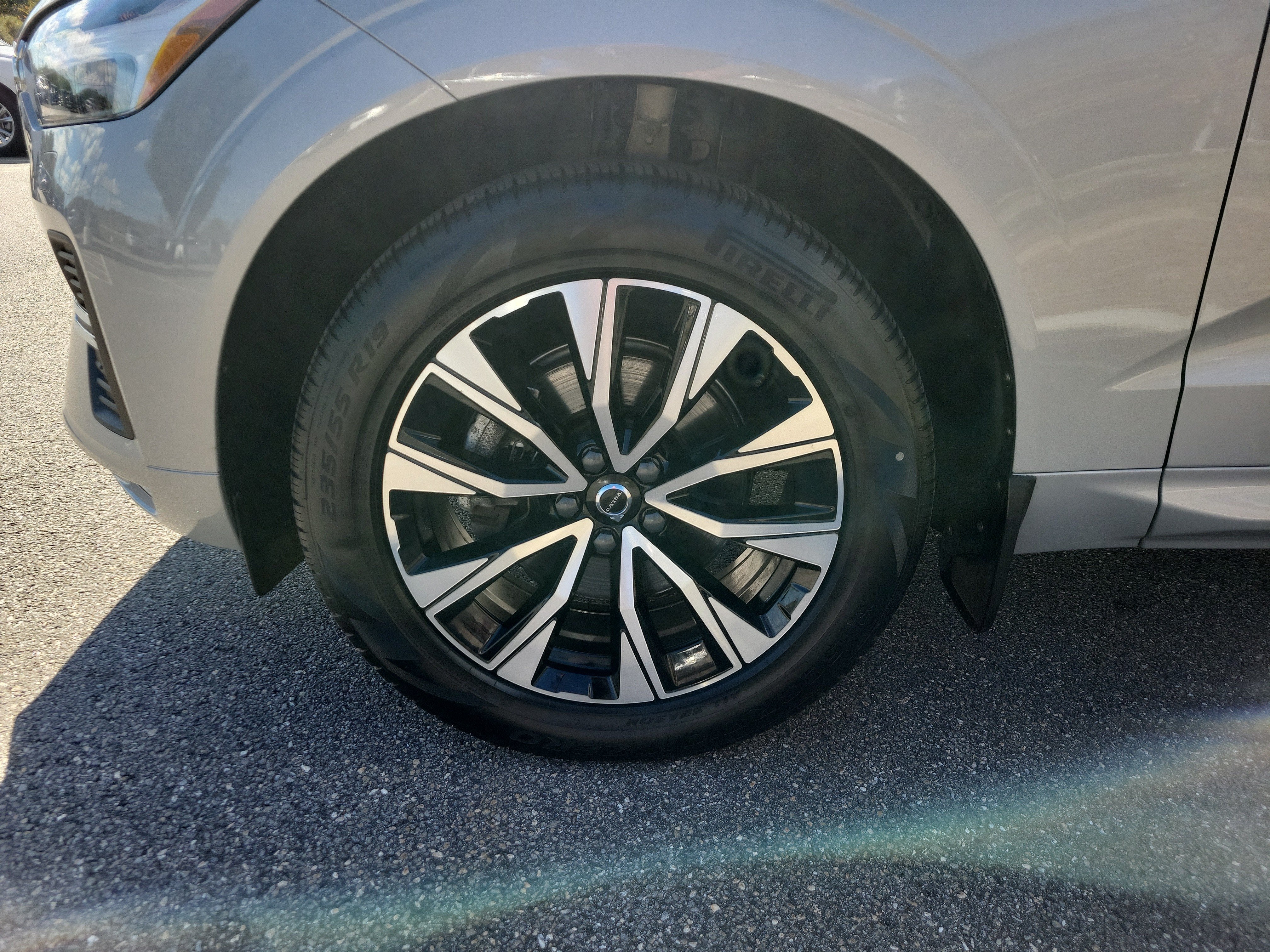 2023 Volvo XC60 Core