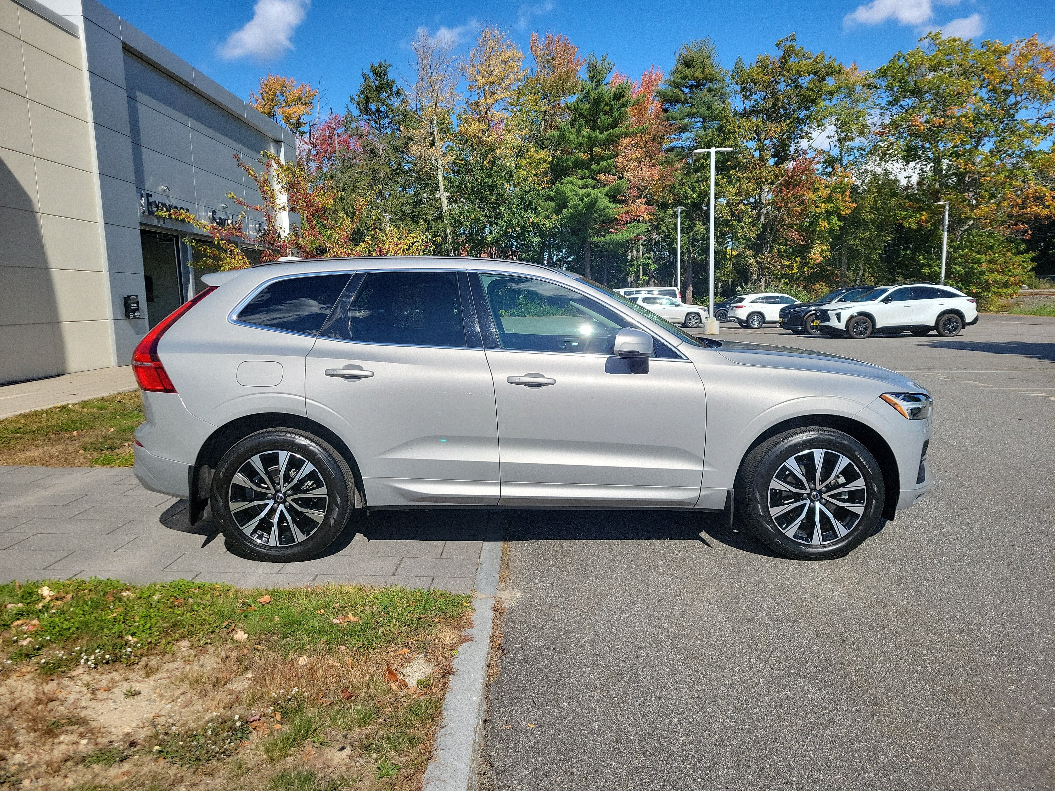2023 Volvo XC60 Core