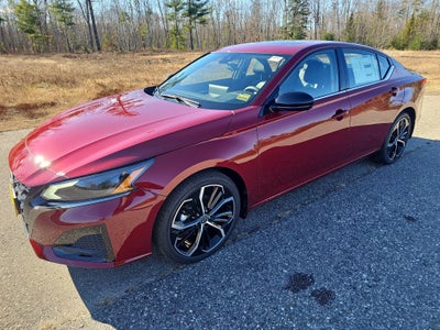 2025 Nissan Altima SR