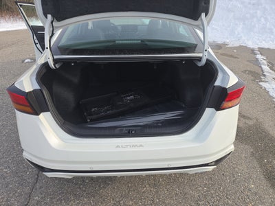 2025 Nissan Altima SL