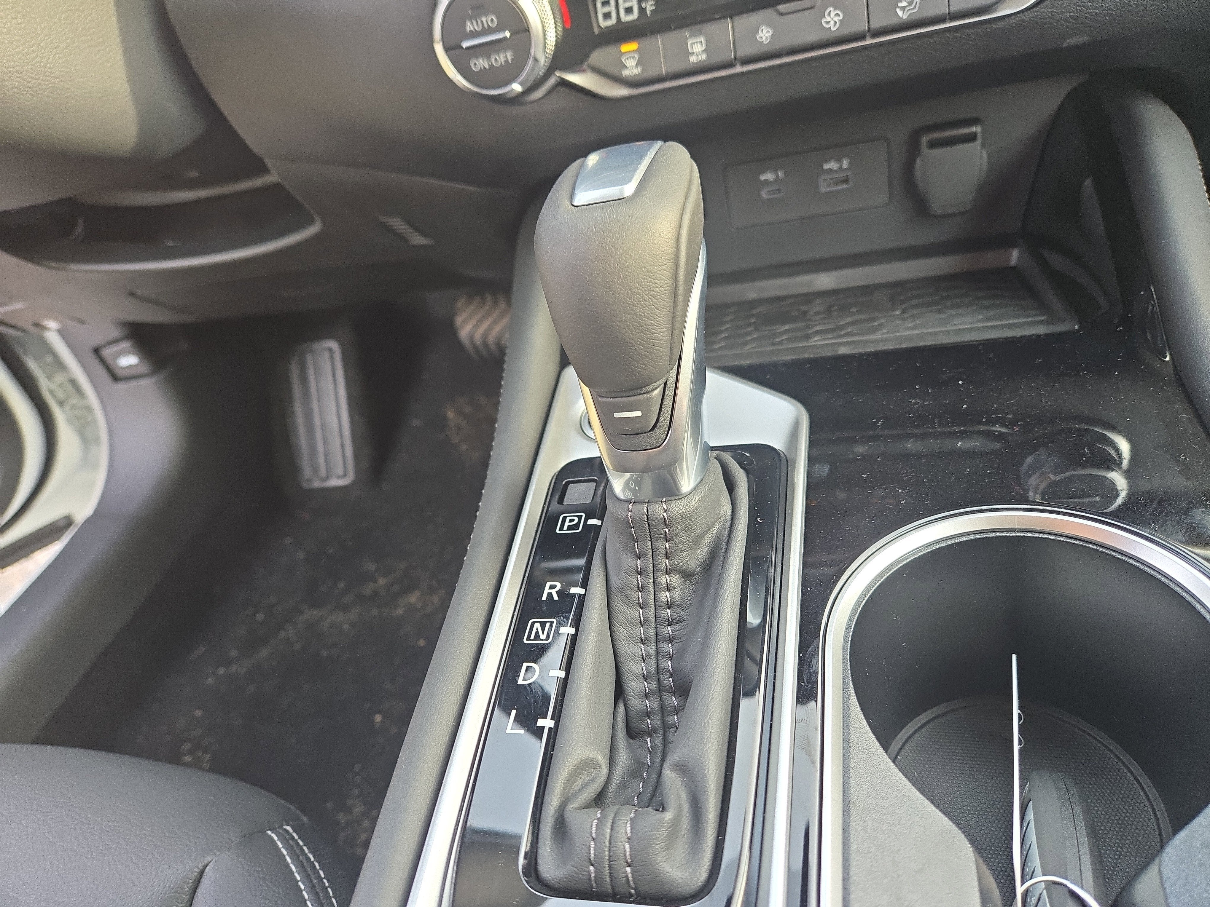 2025 Nissan Altima SL