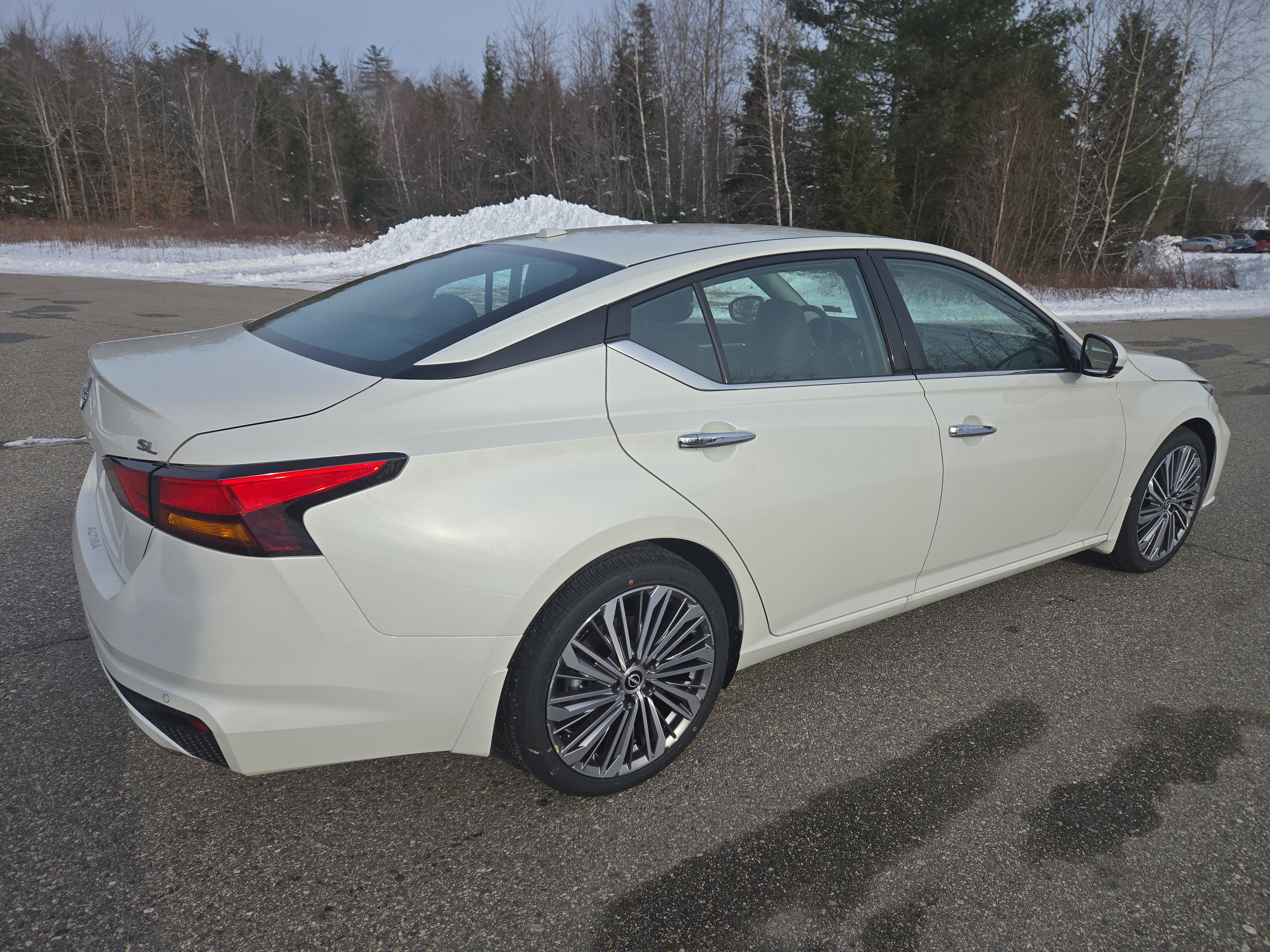 2025 Nissan Altima SL