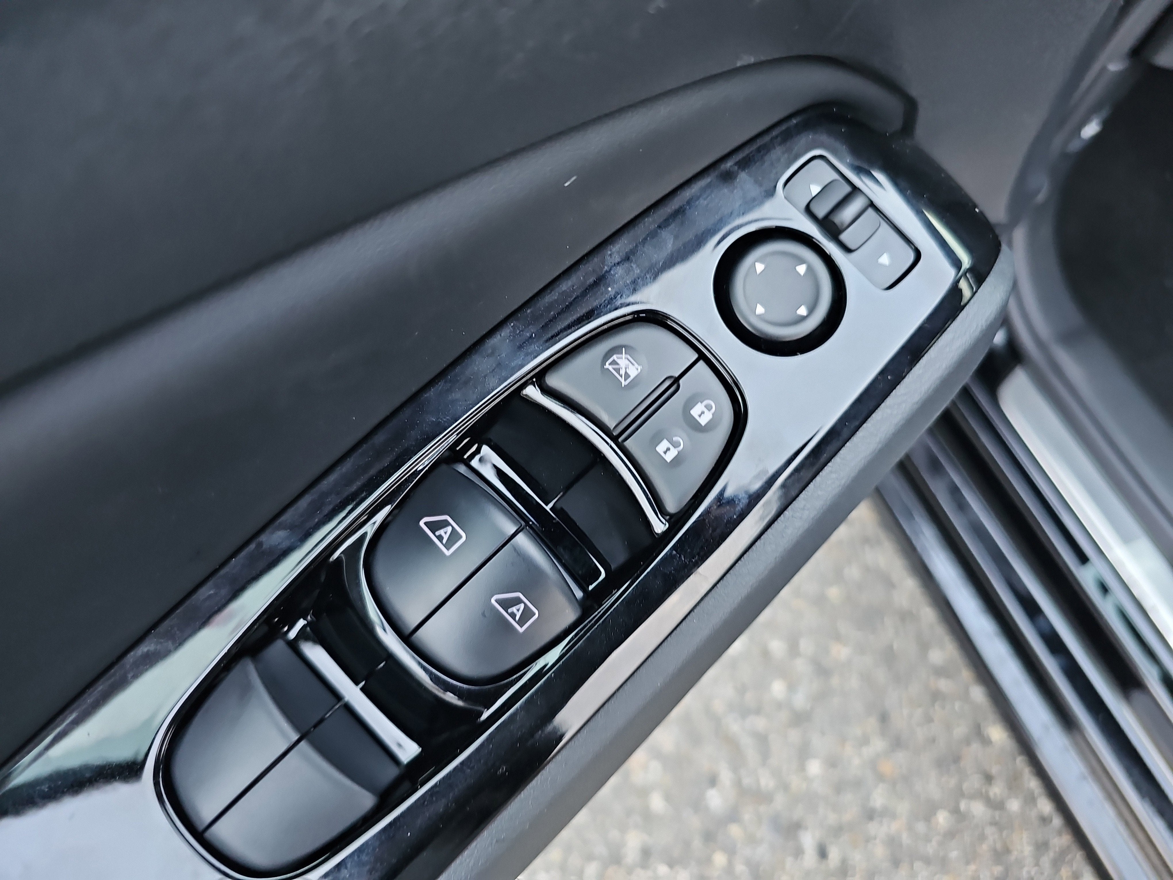 2025 Nissan Altima SL