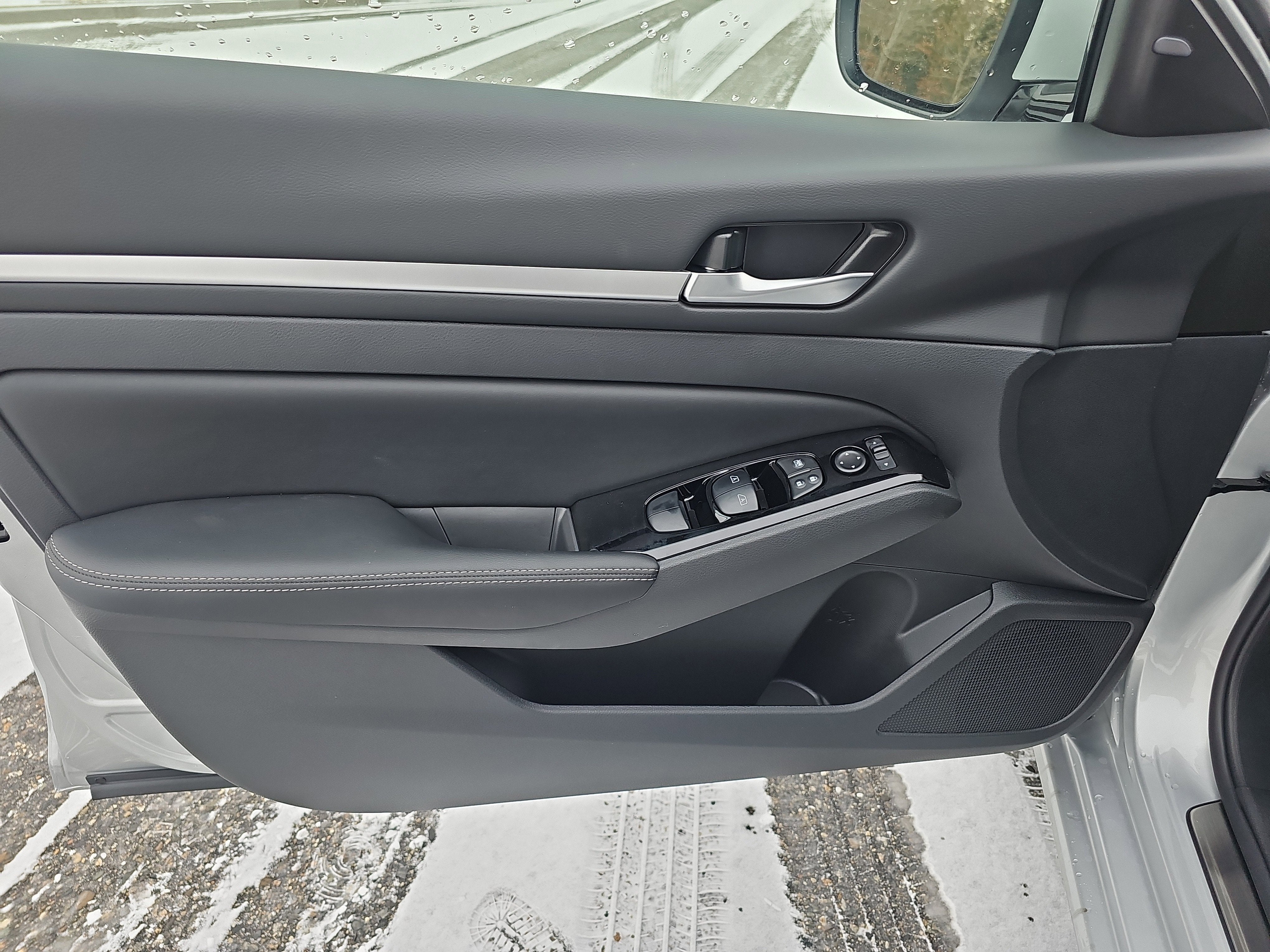 2025 Nissan Altima SL