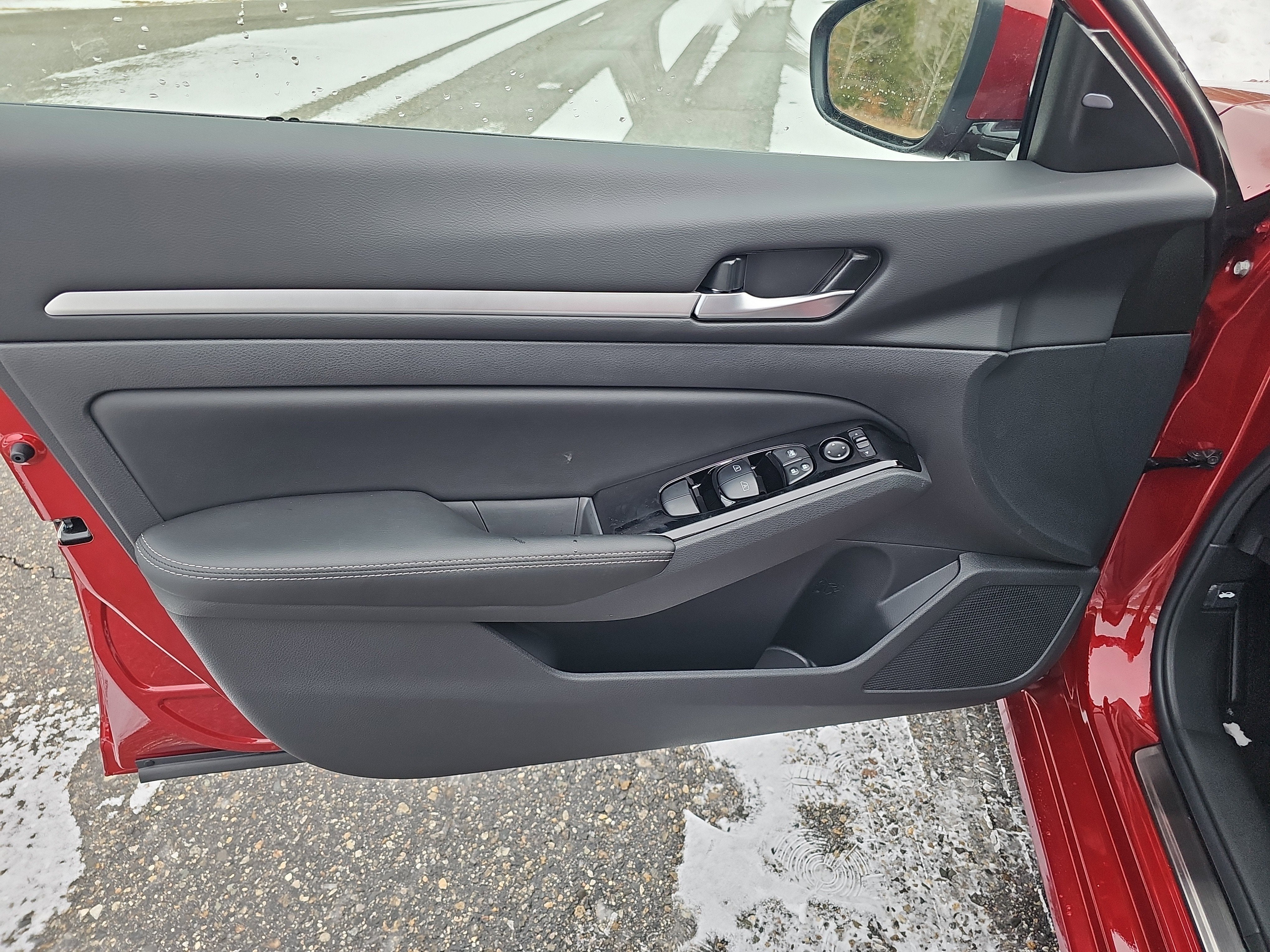 2025 Nissan Altima SL