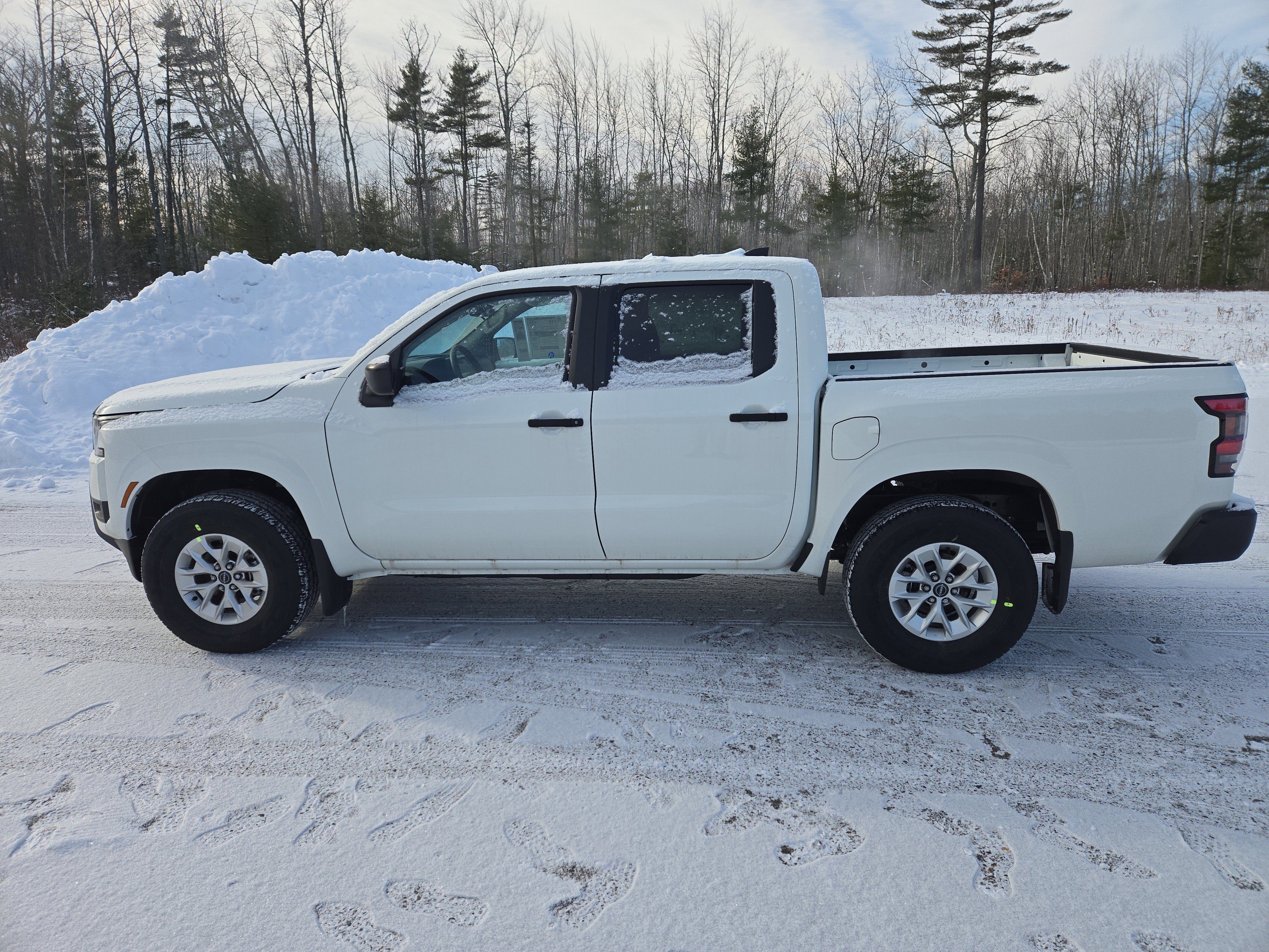 2026 Nissan Frontier S