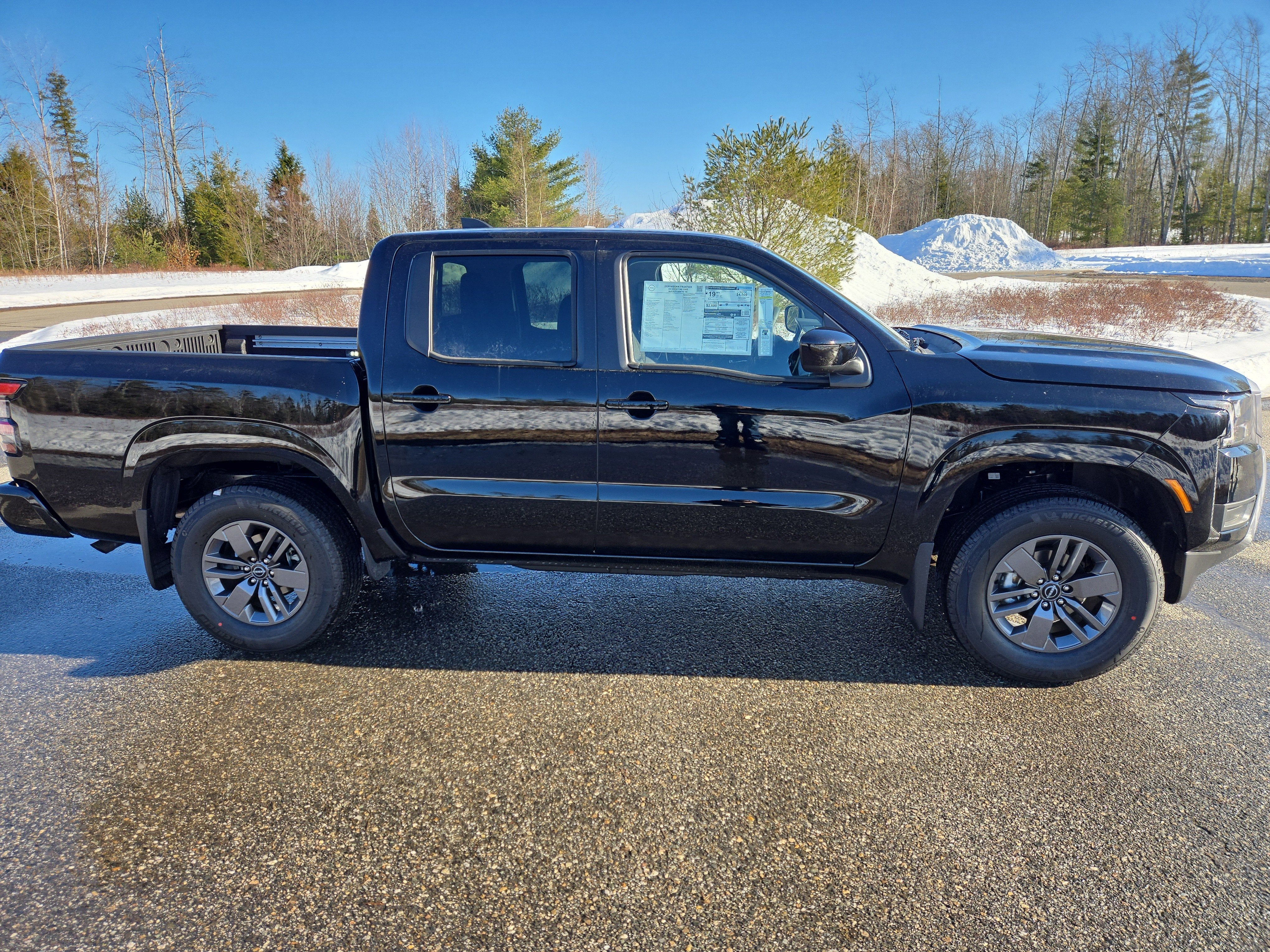 2026 Nissan Frontier SV