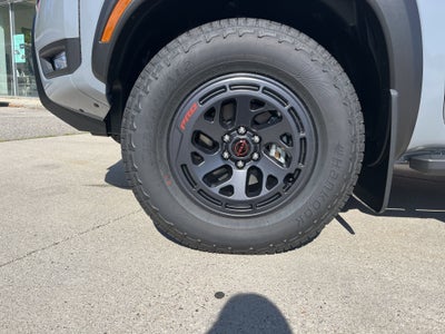 2025 Nissan Frontier PRO-4X