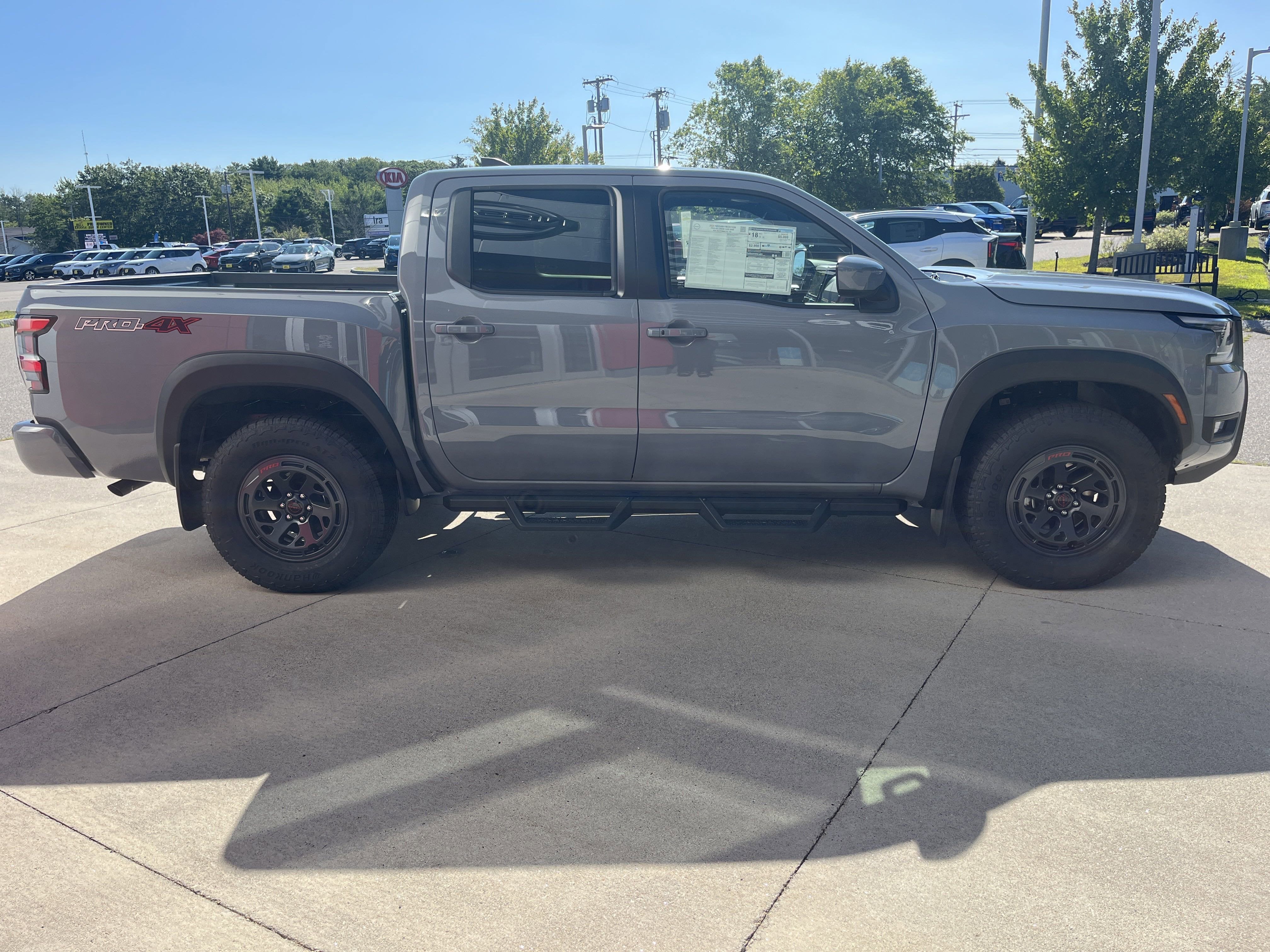 2025 Nissan Frontier PRO-4X