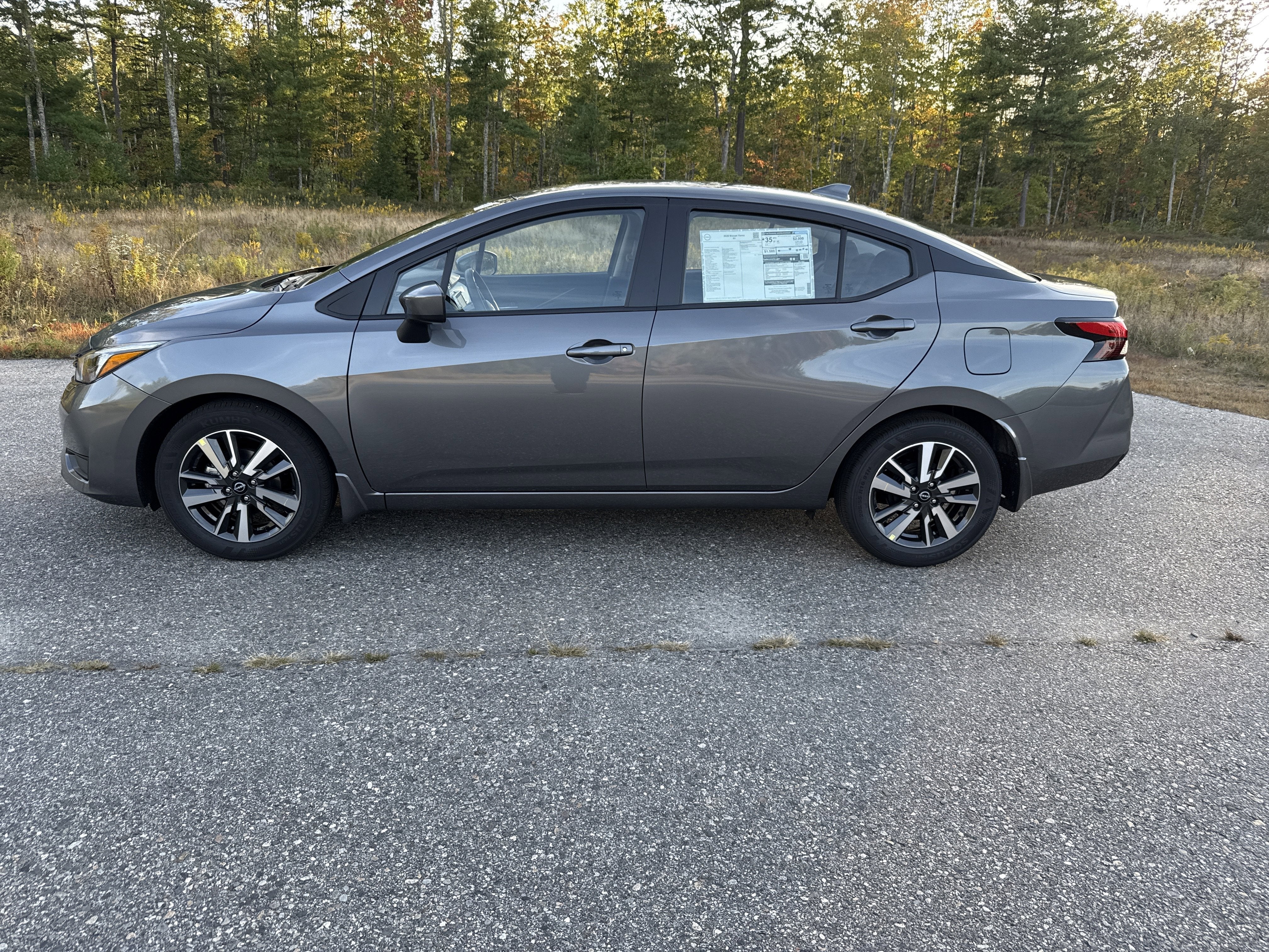 2025 Nissan Versa SV
