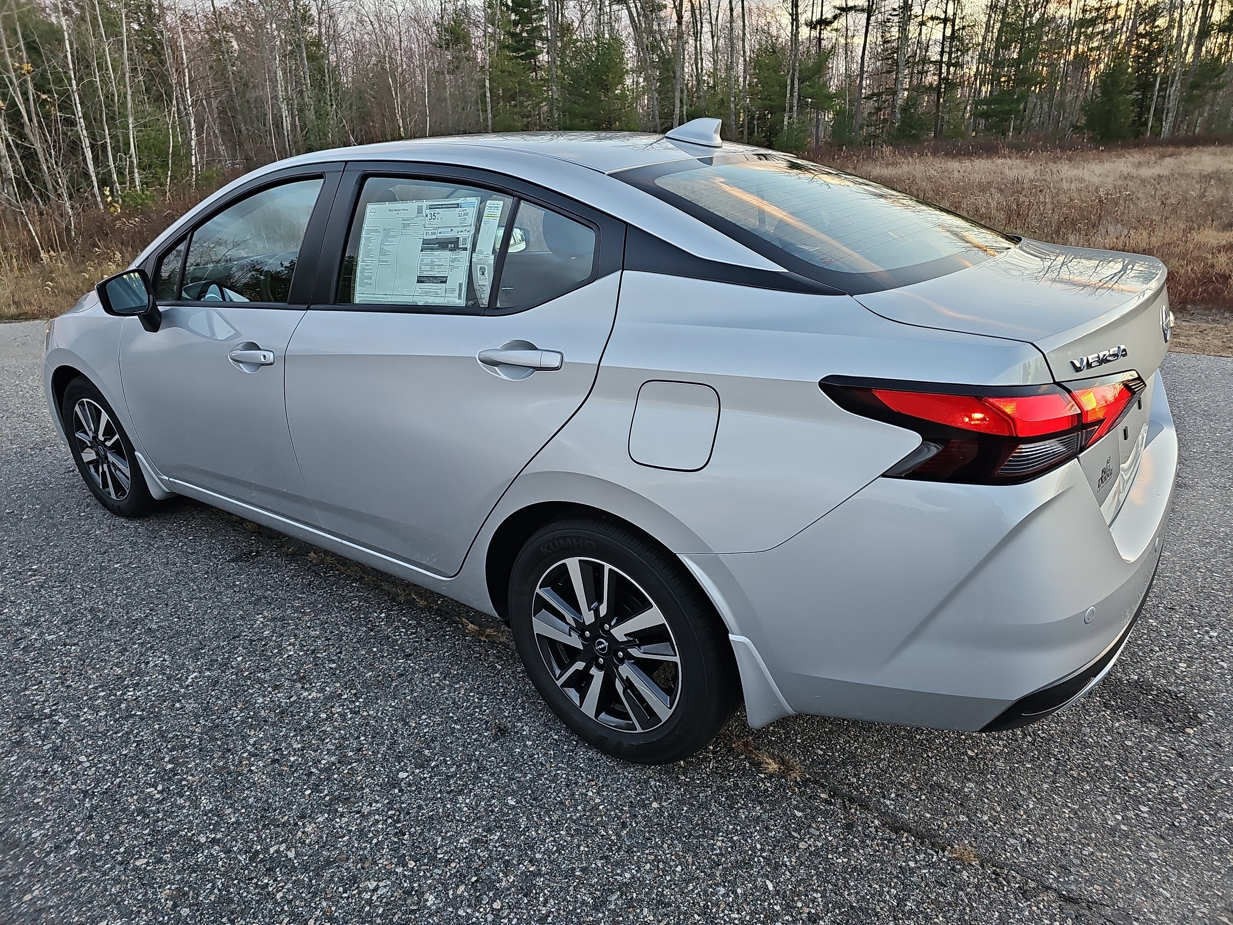 2025 Nissan Versa SV