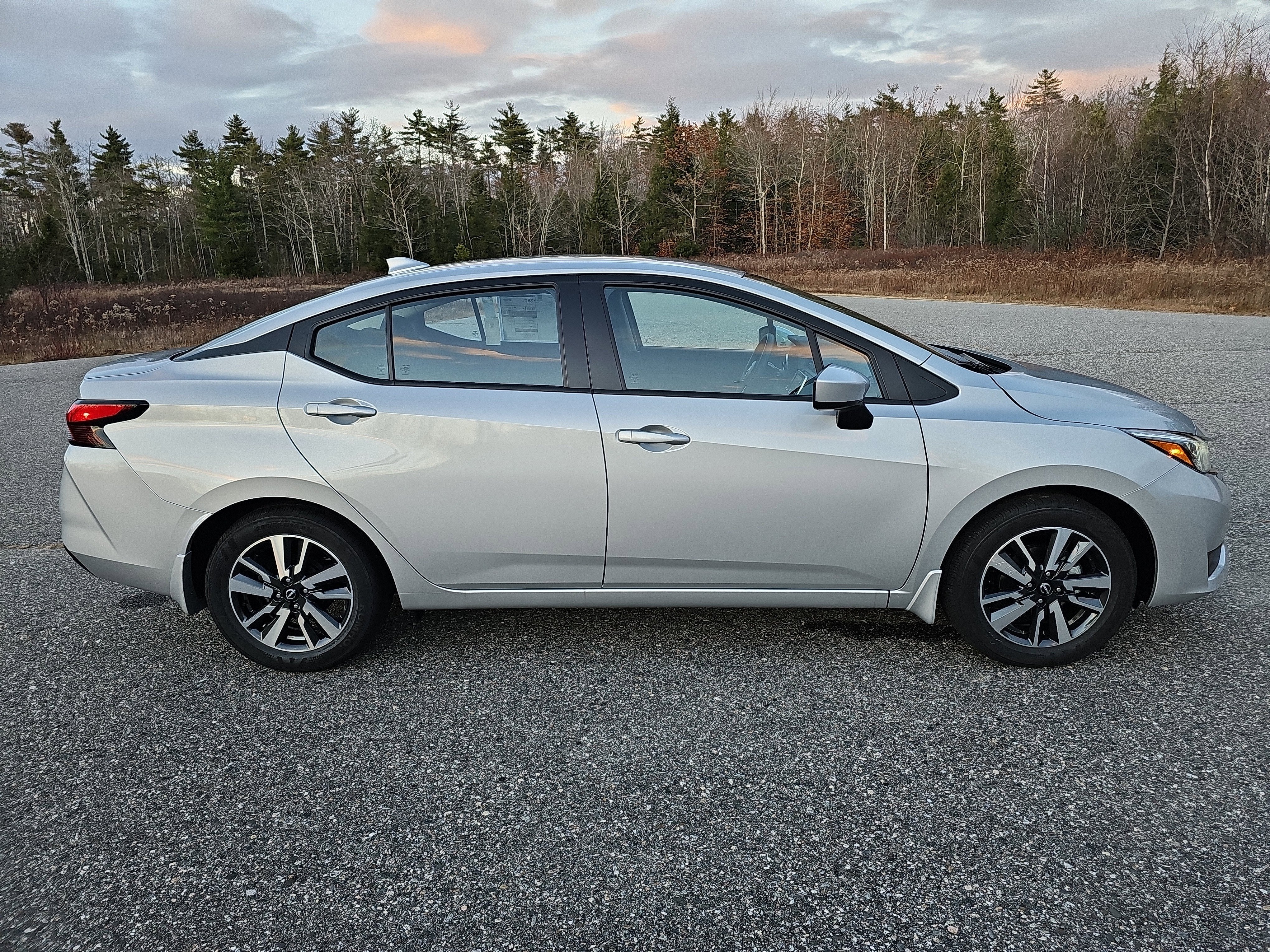 2025 Nissan Versa SV