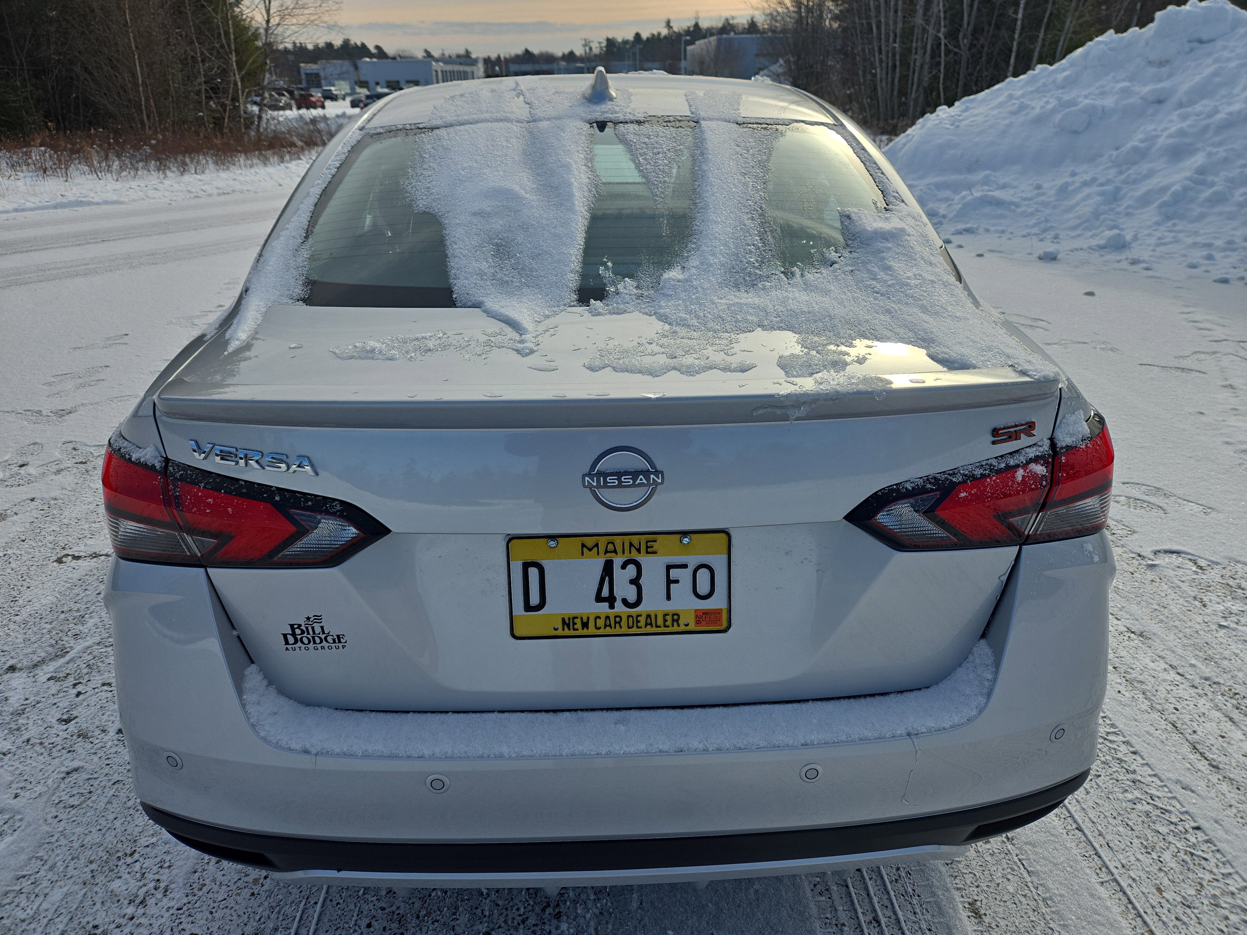 2025 Nissan Versa SR