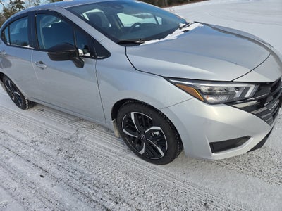 2025 Nissan Versa SR