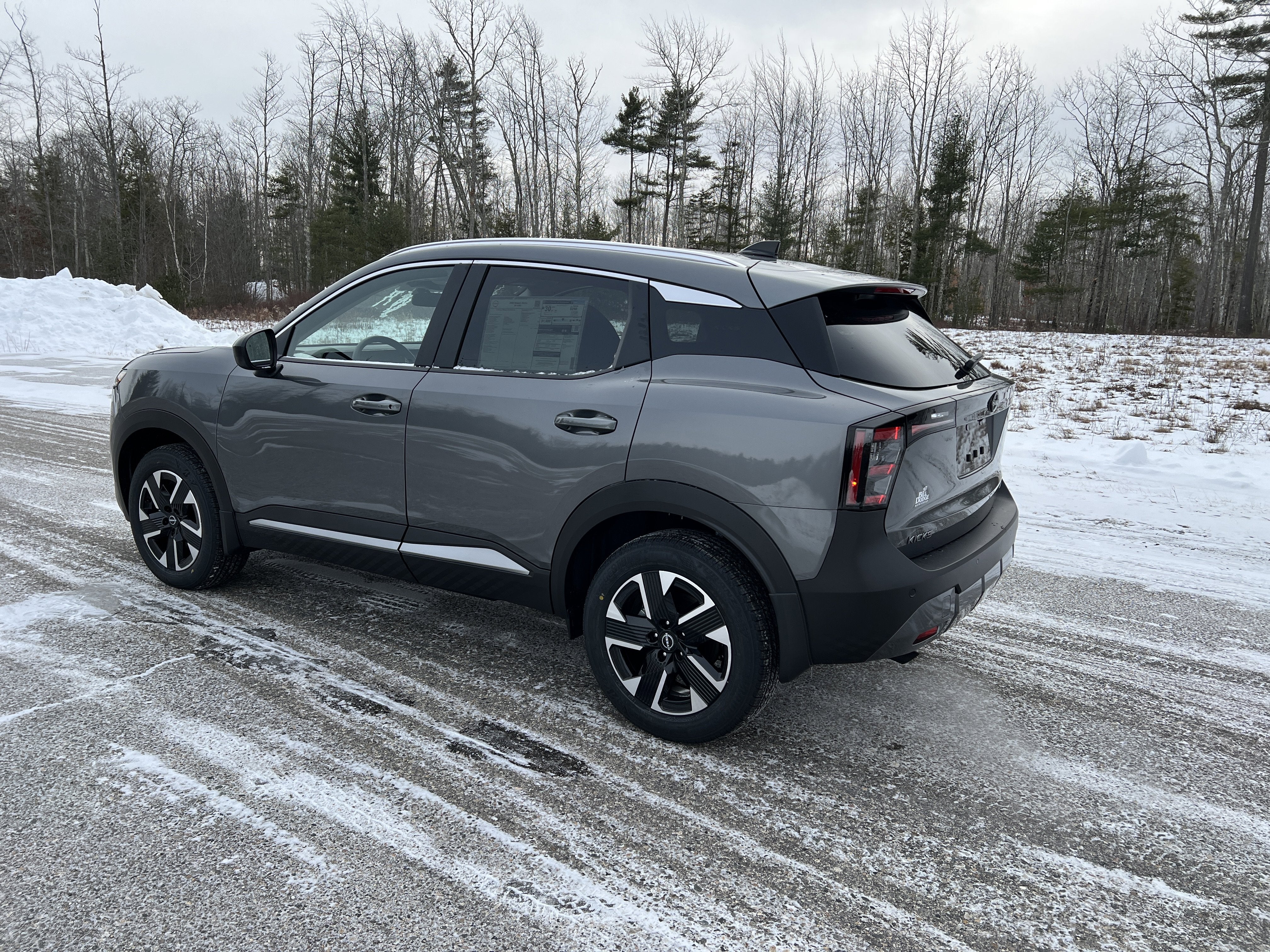 2026 Nissan Kicks SV