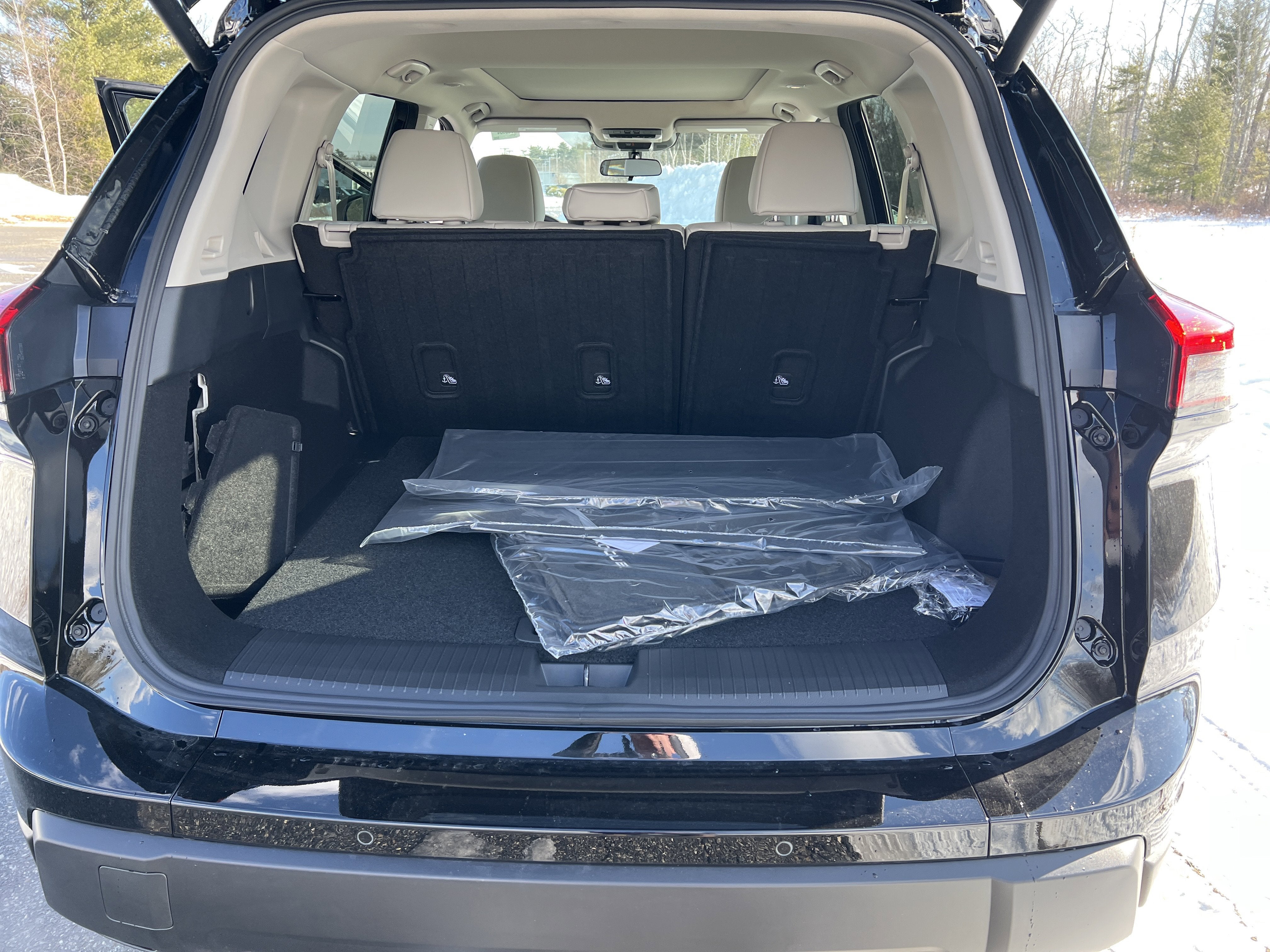 2026 Nissan Rogue Dark Armor