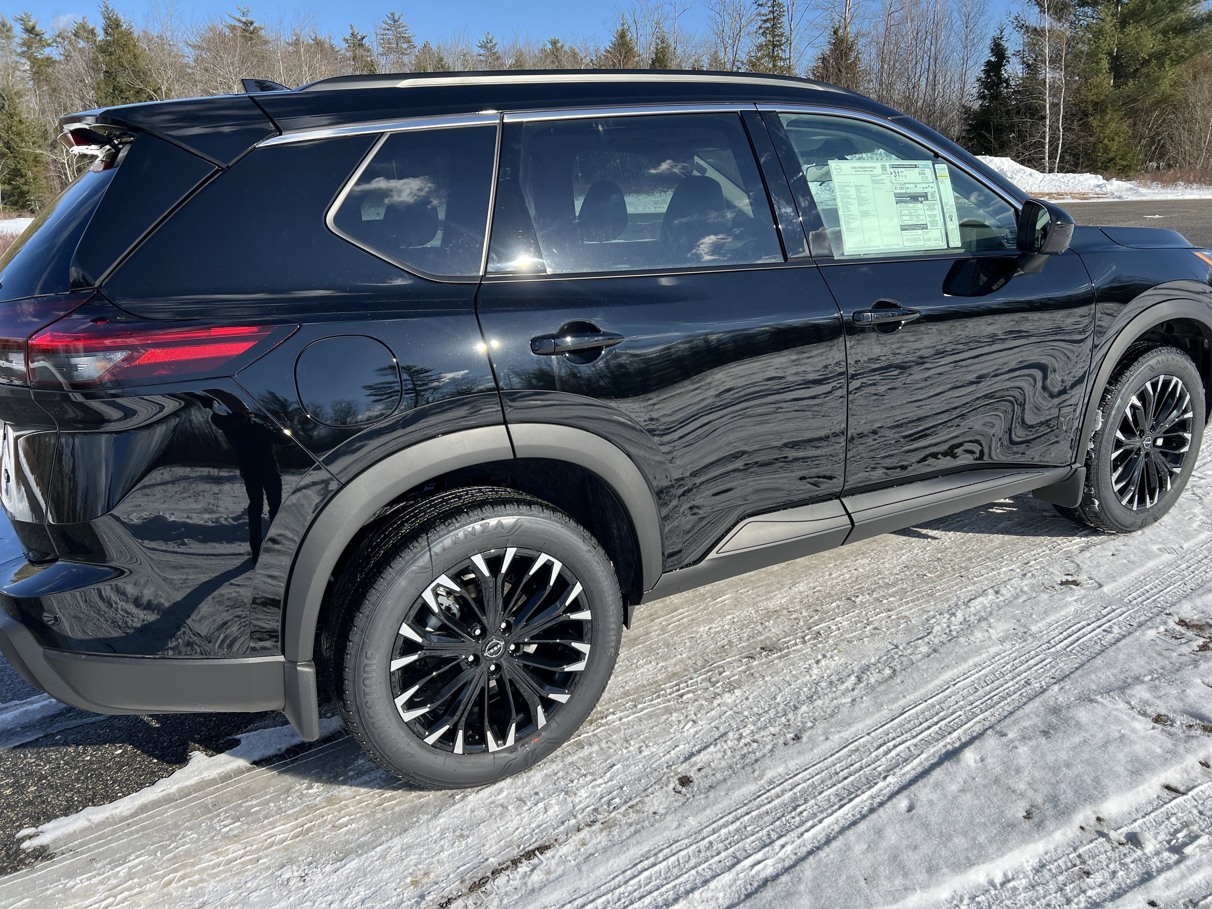 2026 Nissan Rogue Dark Armor