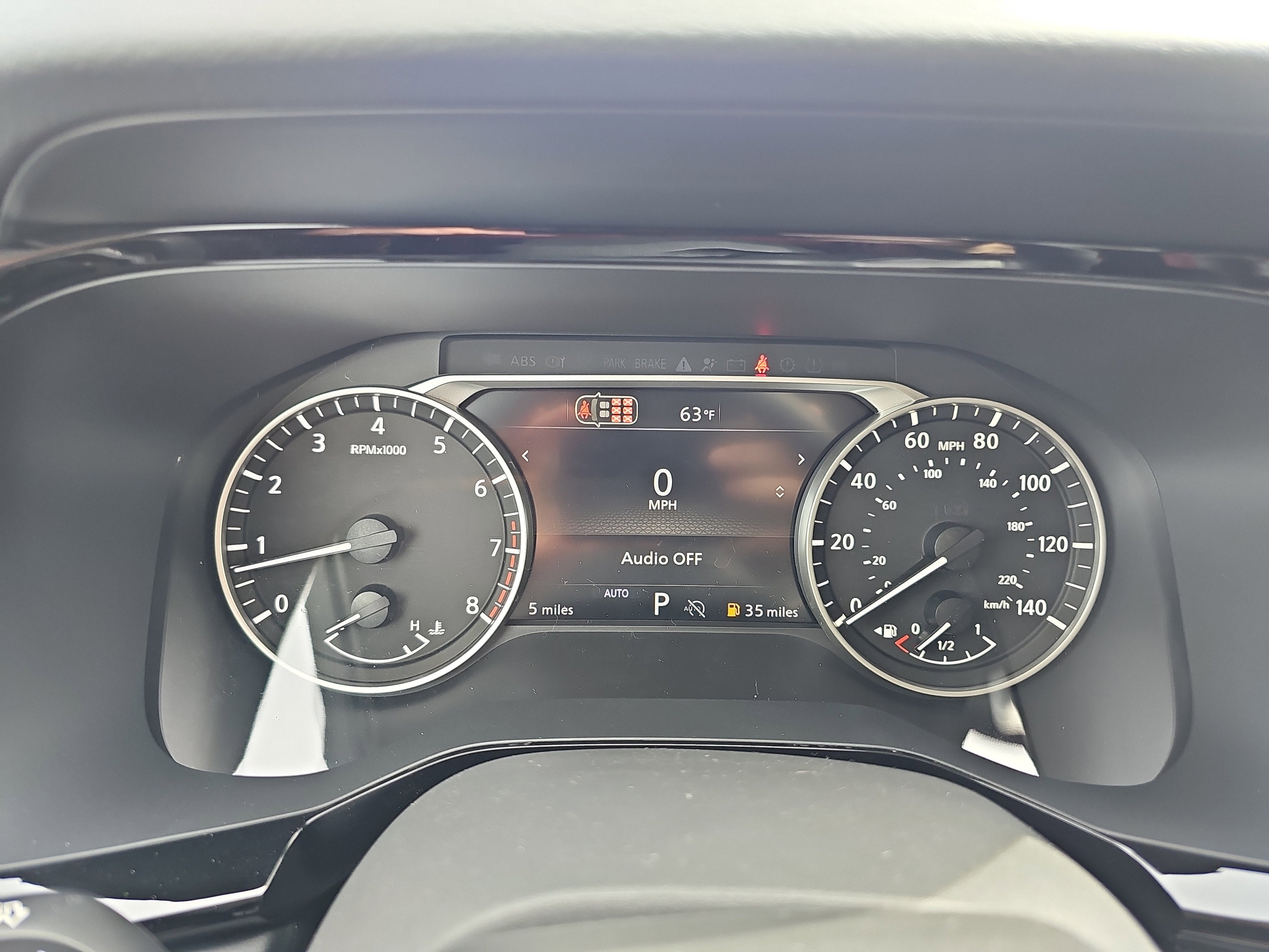 2026 Nissan Pathfinder SV