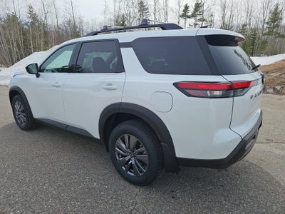 2026 Nissan Pathfinder SV