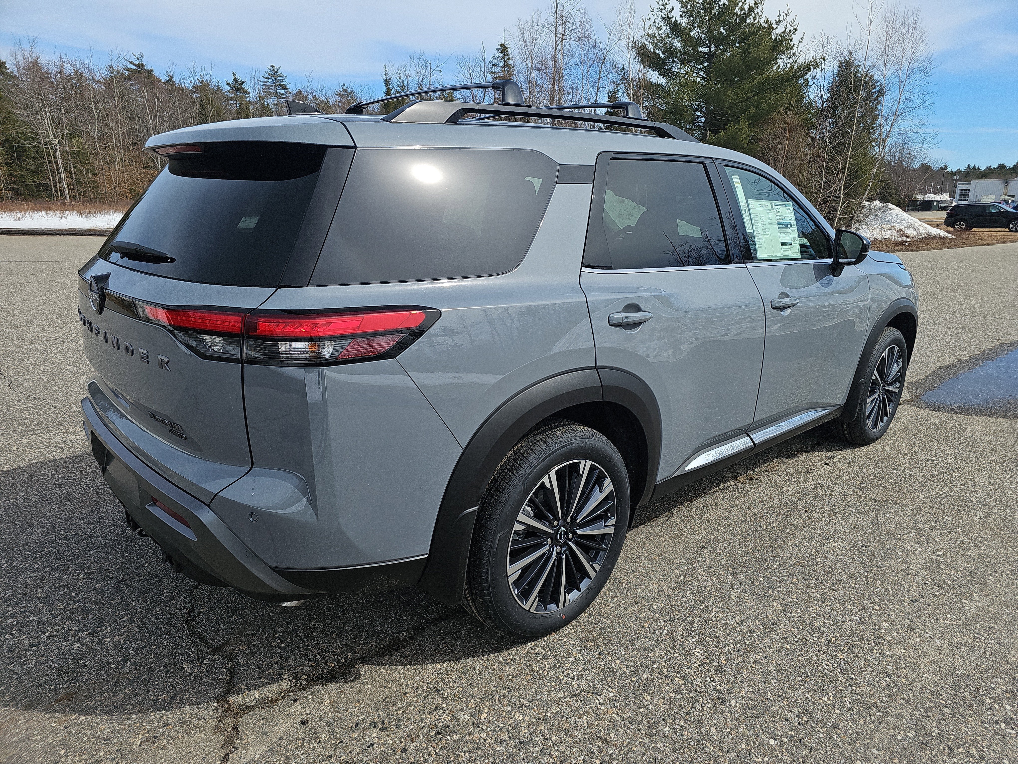 2026 Nissan Pathfinder Platinum