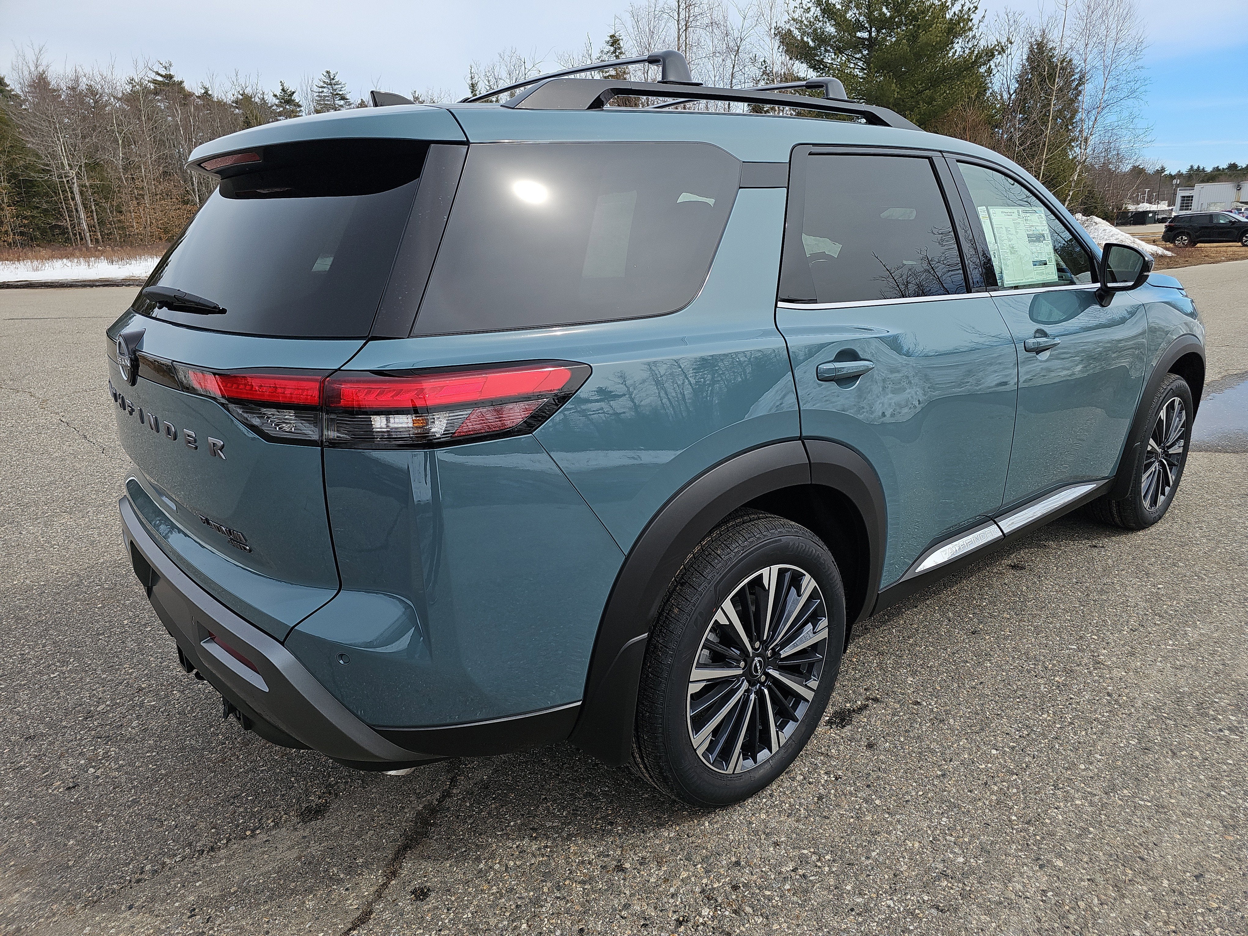 2026 Nissan Pathfinder Platinum