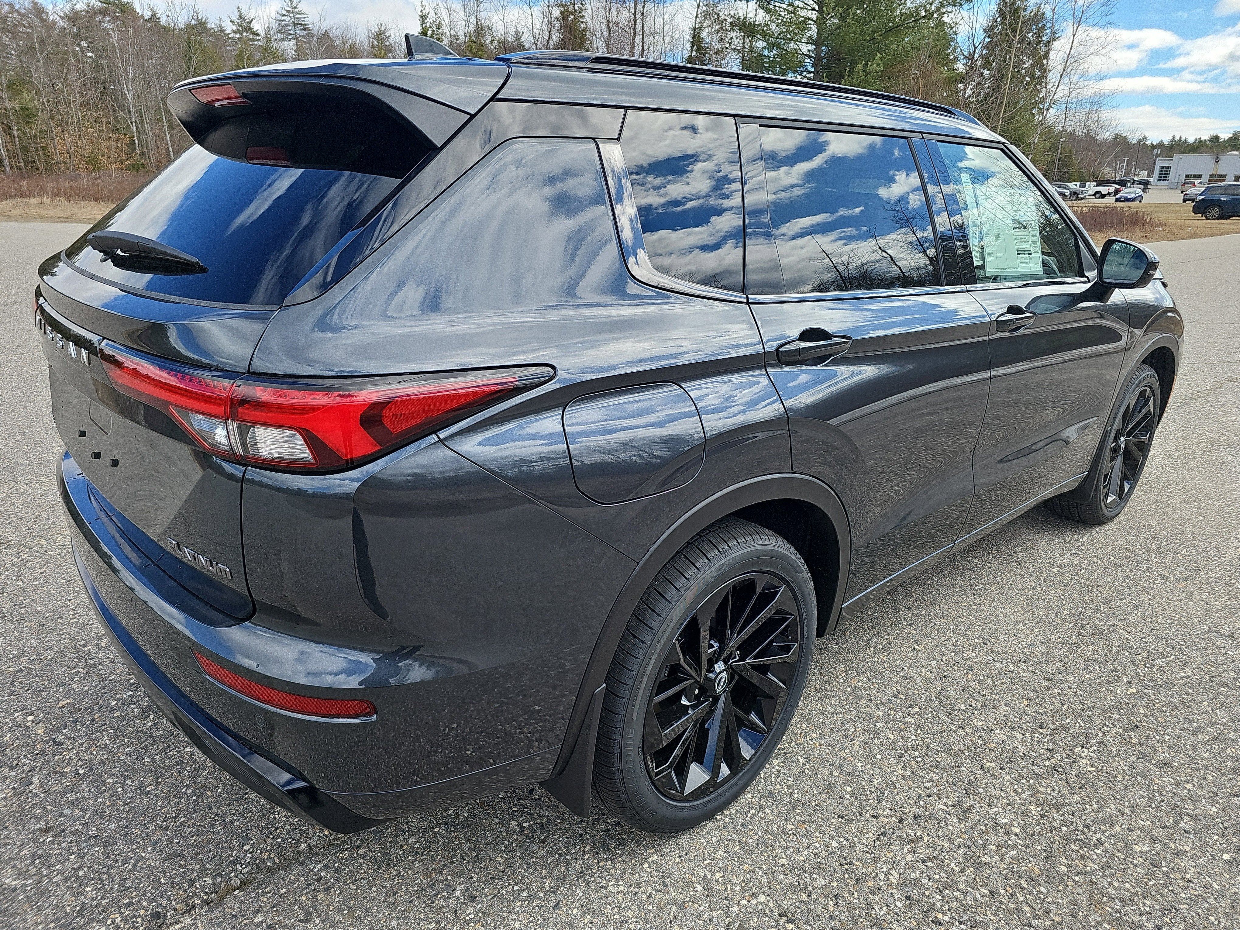 2026 Nissan Rogue Plug-In Hybrid Platinum