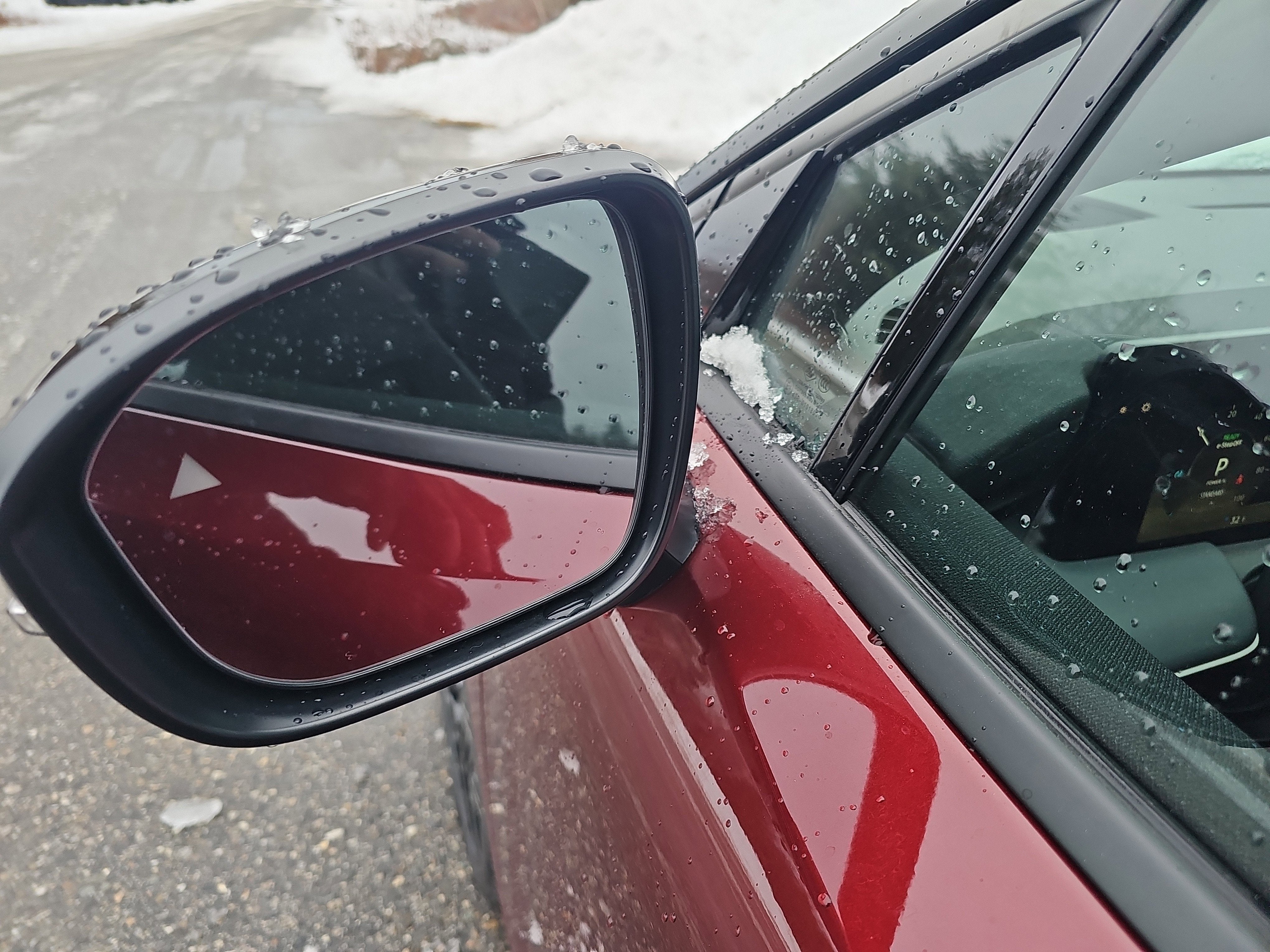 2026 Nissan LEAF PLATINUM+