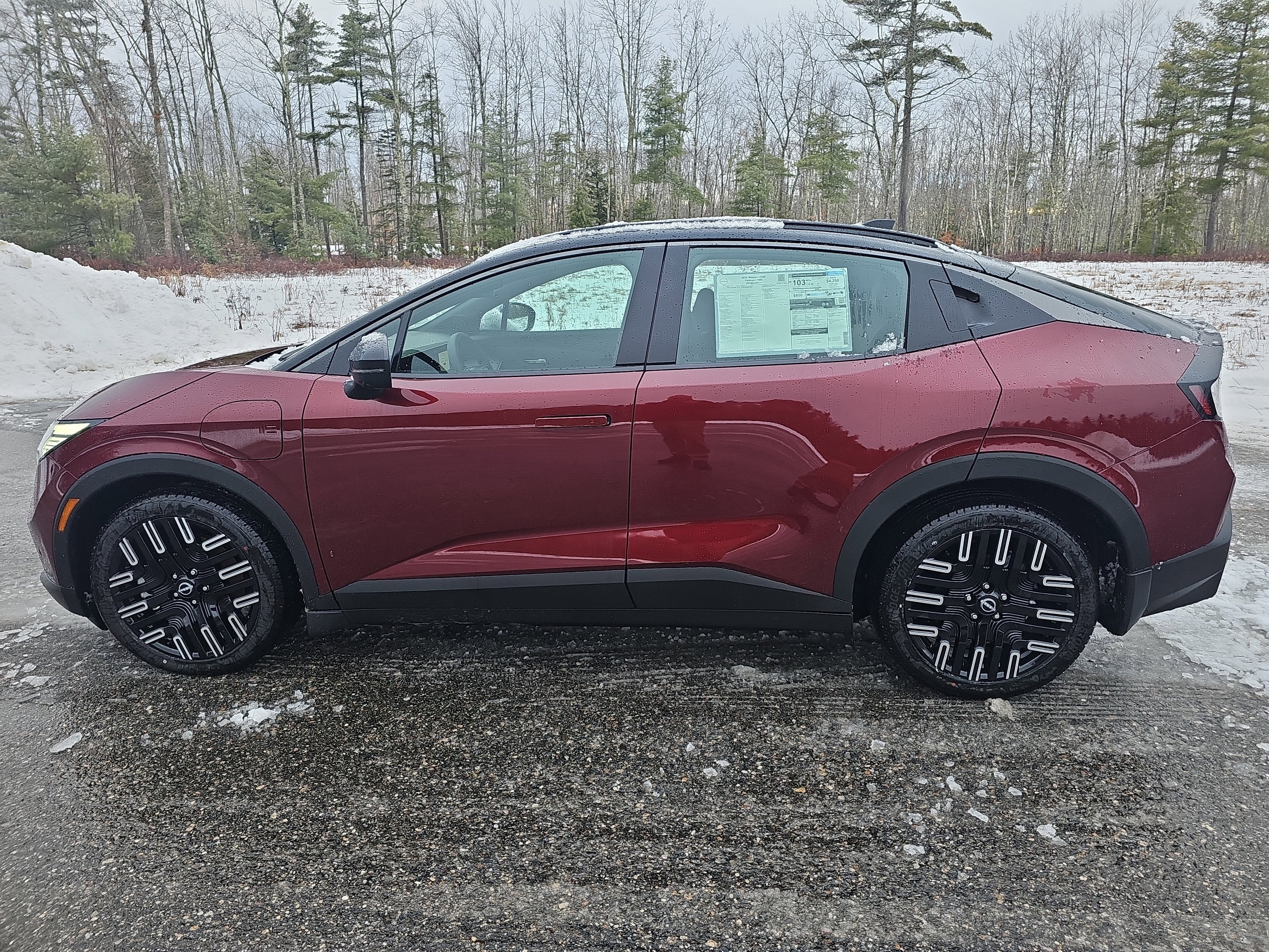 2026 Nissan LEAF PLATINUM+