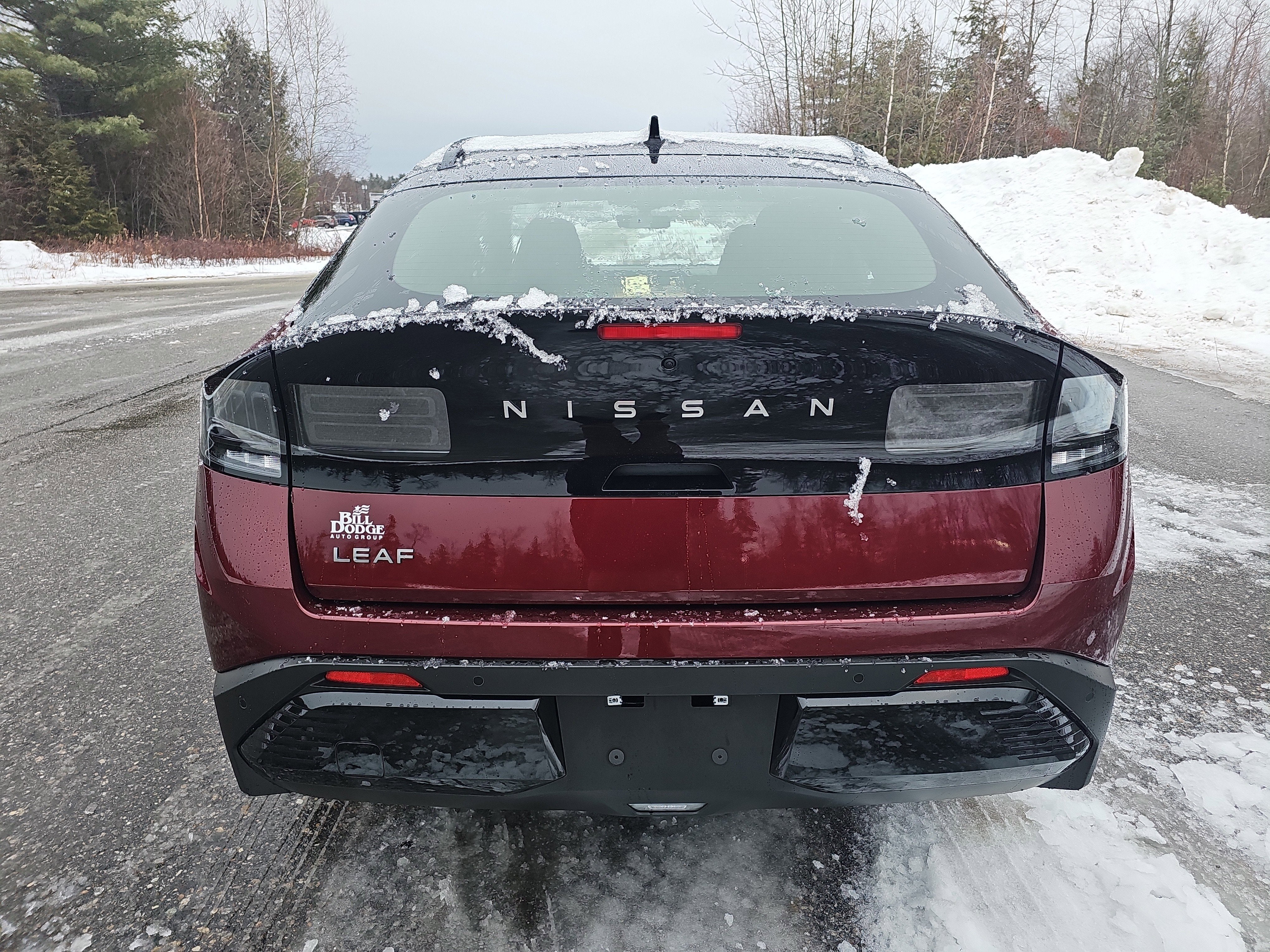 2026 Nissan LEAF PLATINUM+