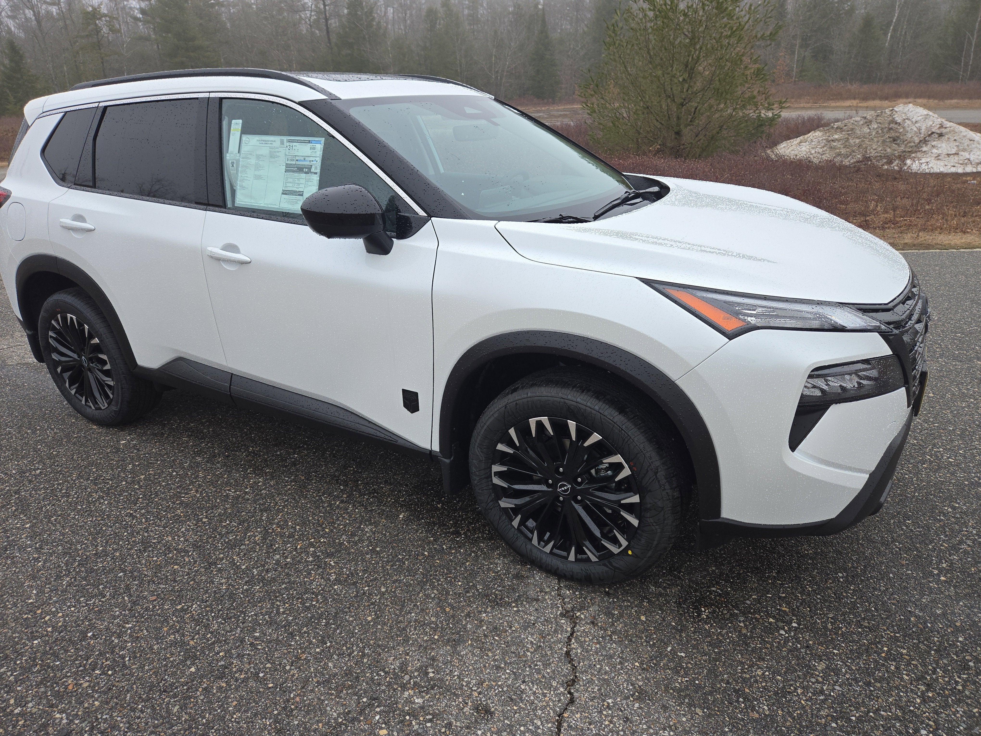 2026 Nissan Rogue Dark Armor