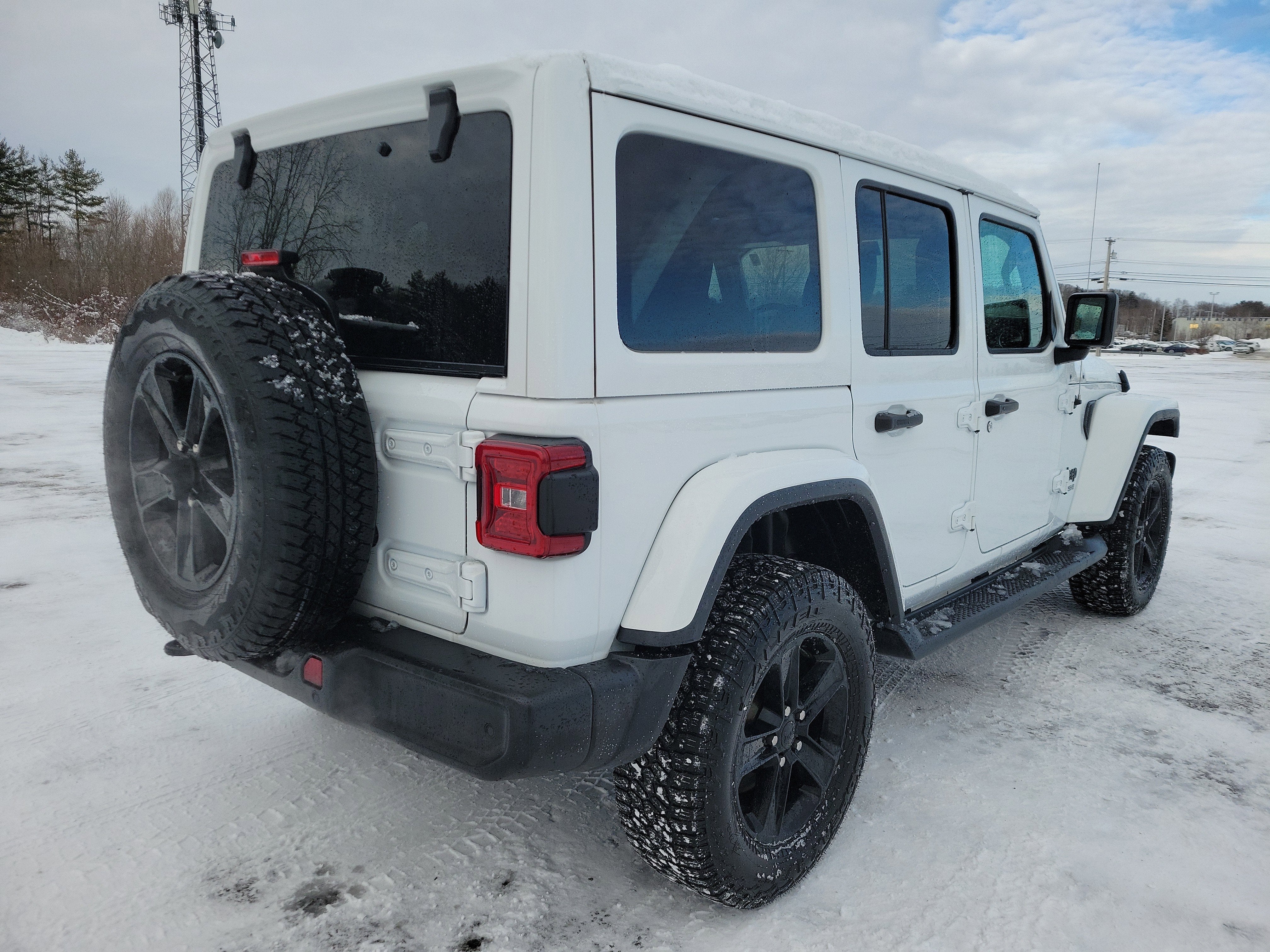 2022 Jeep Wrangler Unlimited Sahara Altitude 4x4