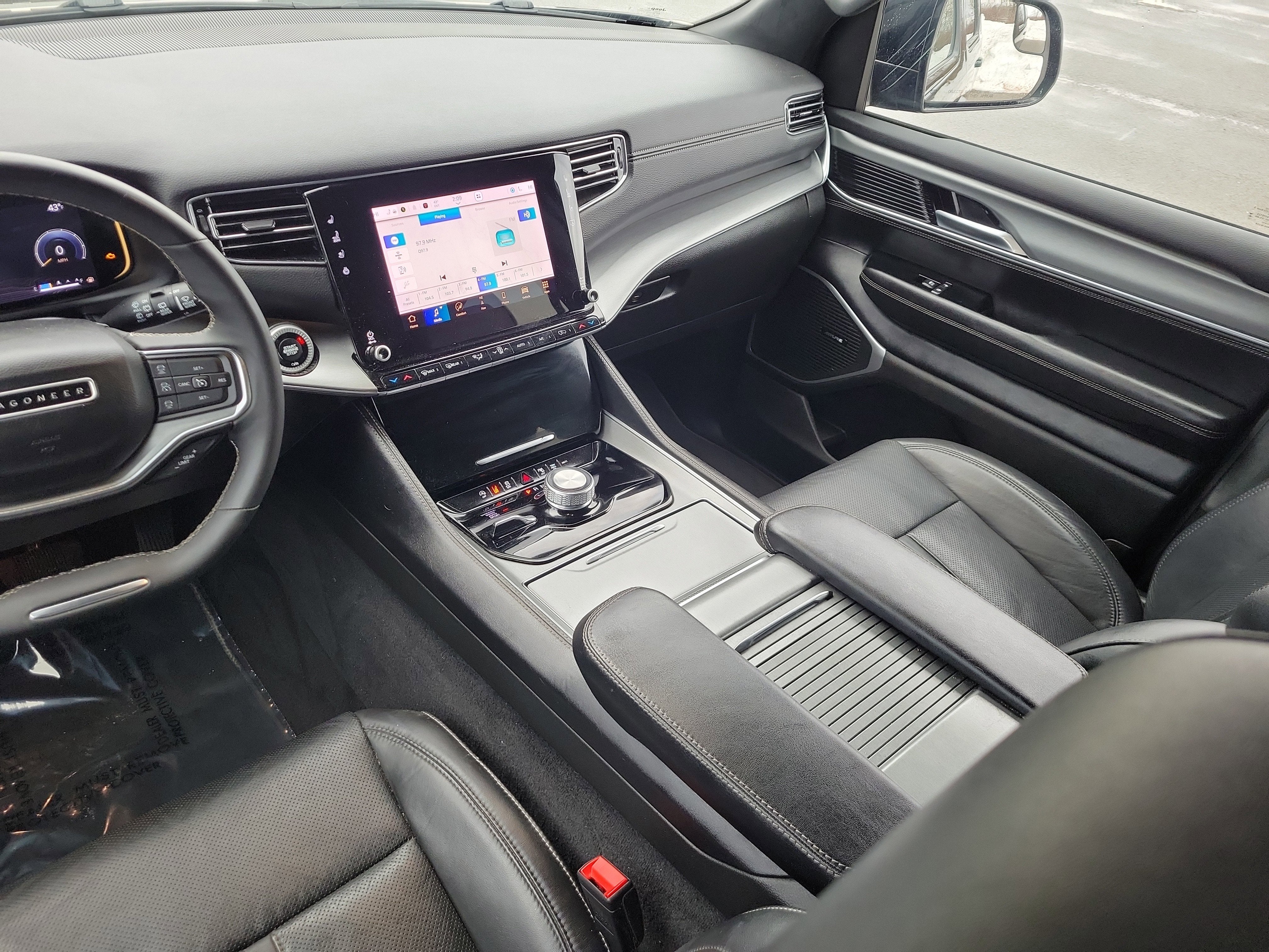 2023 Jeep Wagoneer Series II Carbide 4x4