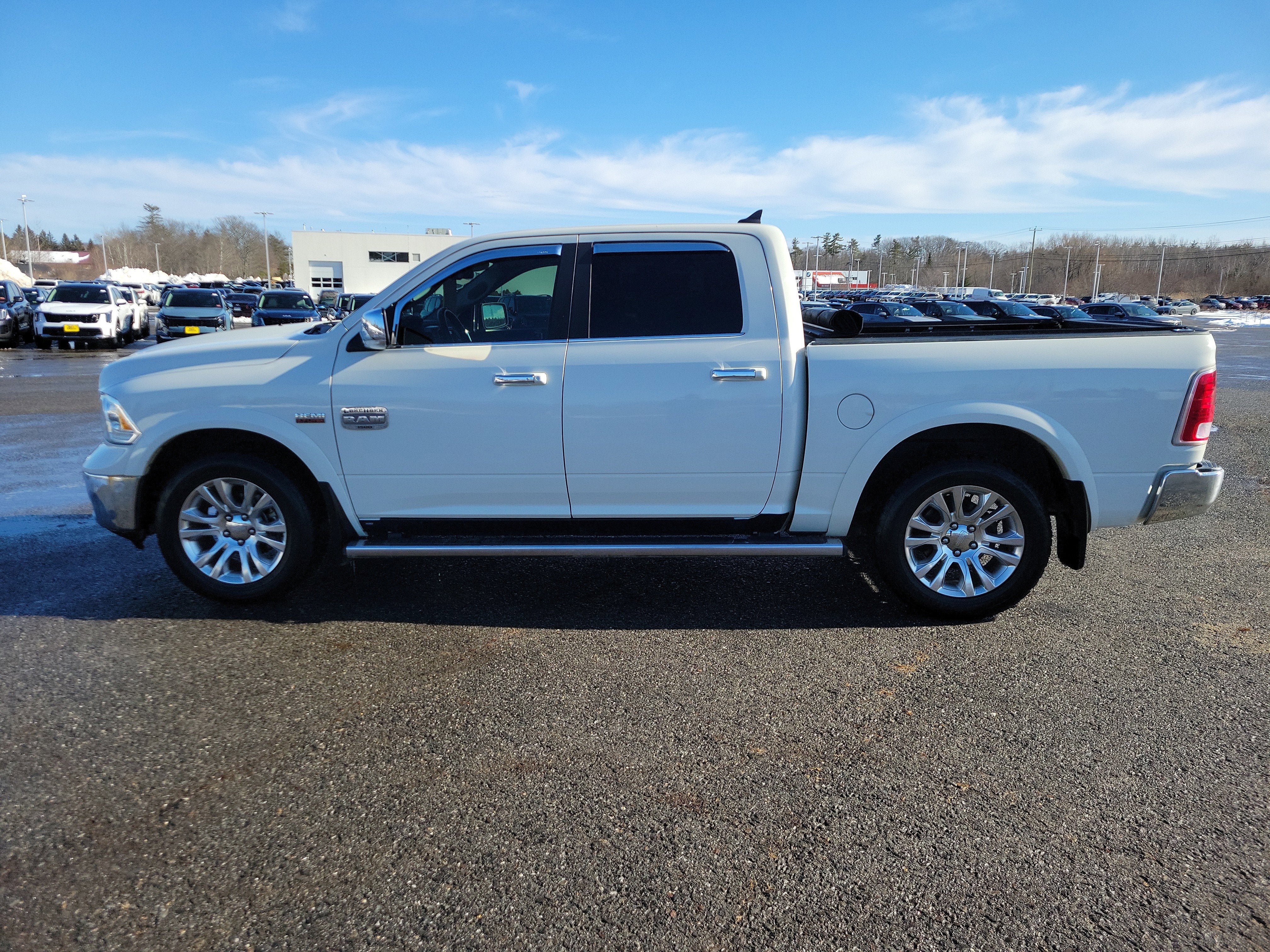 2017 RAM 1500 Longhorn Crew Cab 4x4 5'7" Box