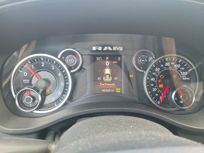 2019 RAM 1500 Big Horn/Lone Star Crew Cab 4x4 5'7" Box