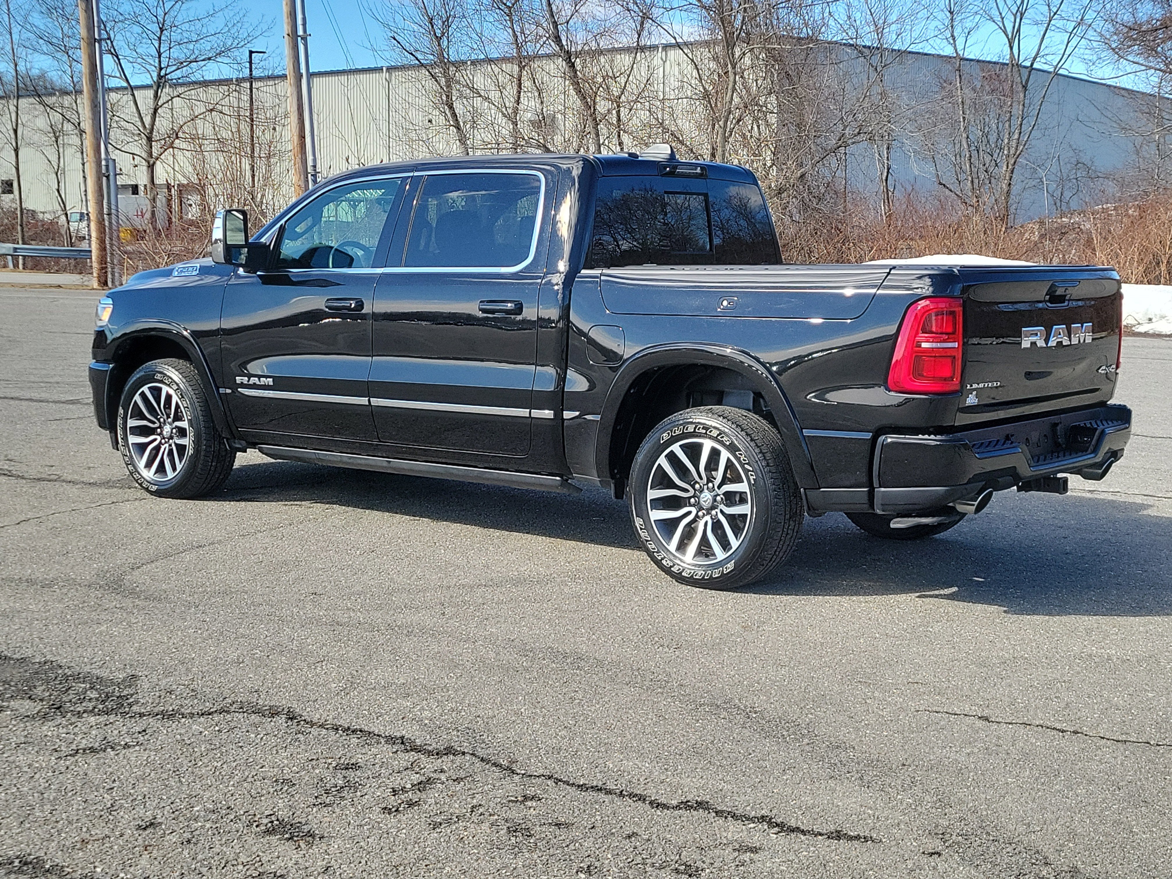 2025 RAM 1500 Limited Crew Cab 4x4 5'7" Box
