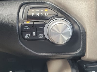 2019 RAM 1500 Laramie Crew Cab 4x4 5'7" Box
