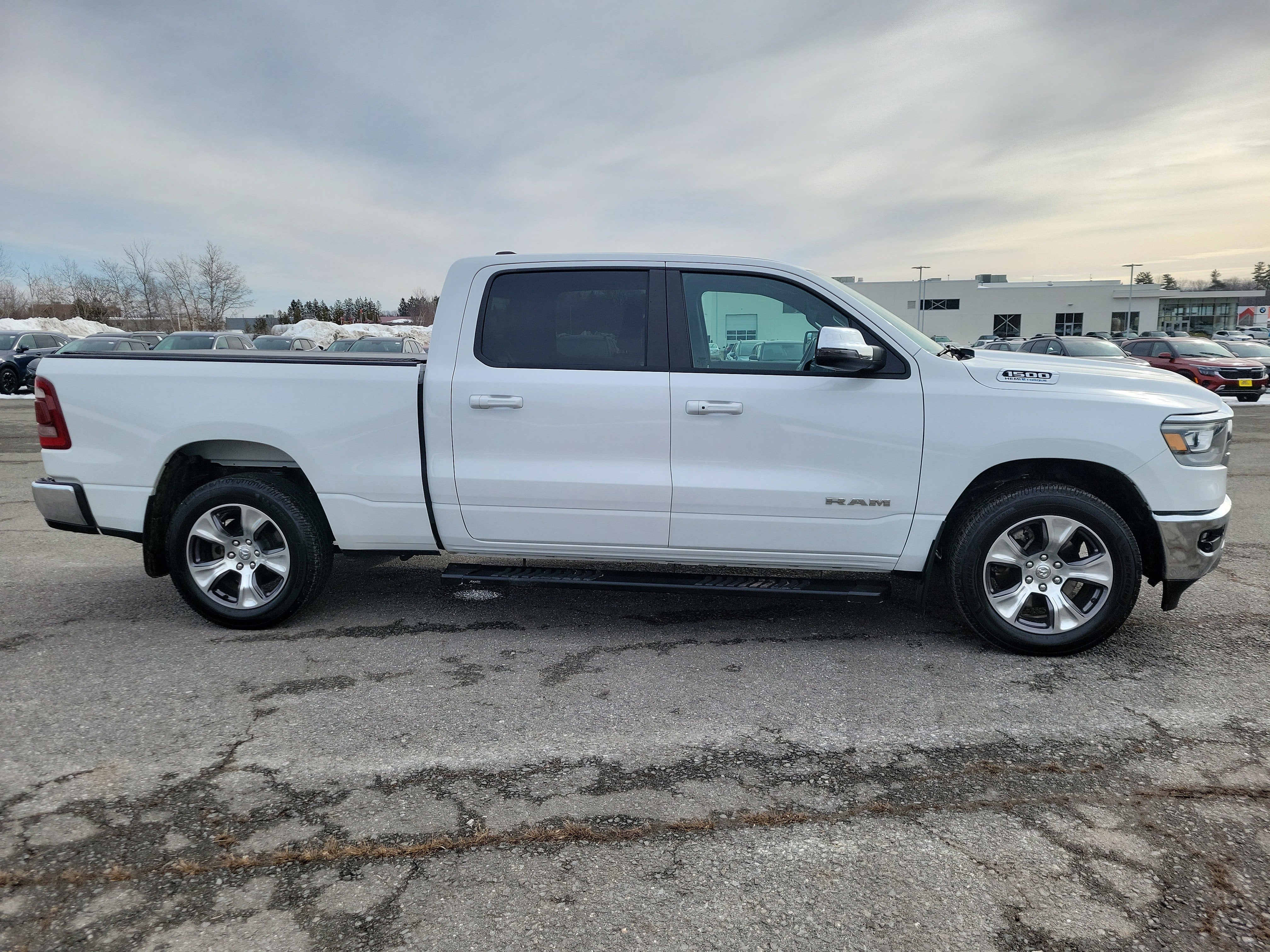 2023 RAM 1500 Laramie Crew Cab 4x4 6'4" Box