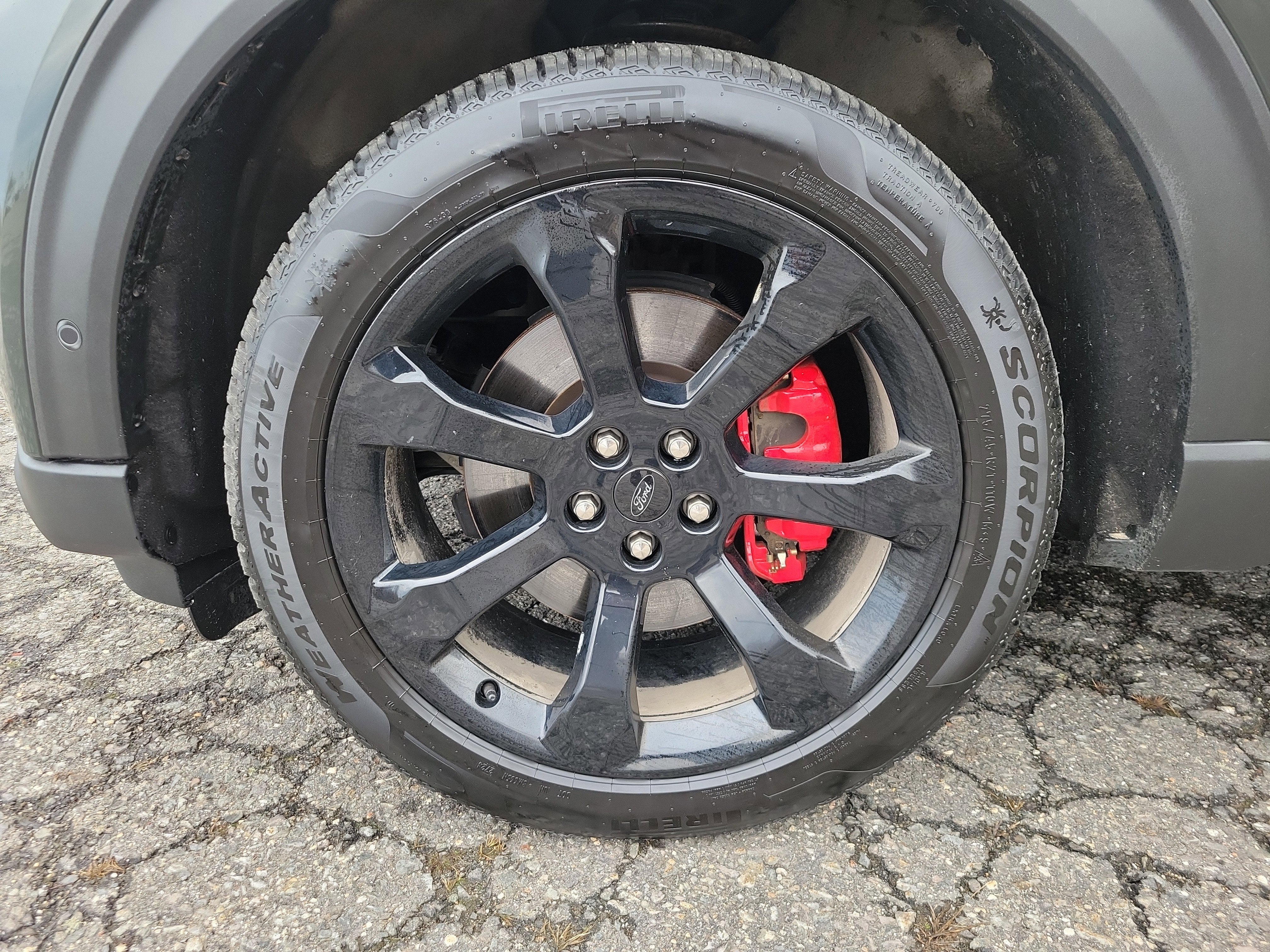 2022 Ford Explorer ST