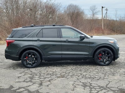 2022 Ford Explorer ST