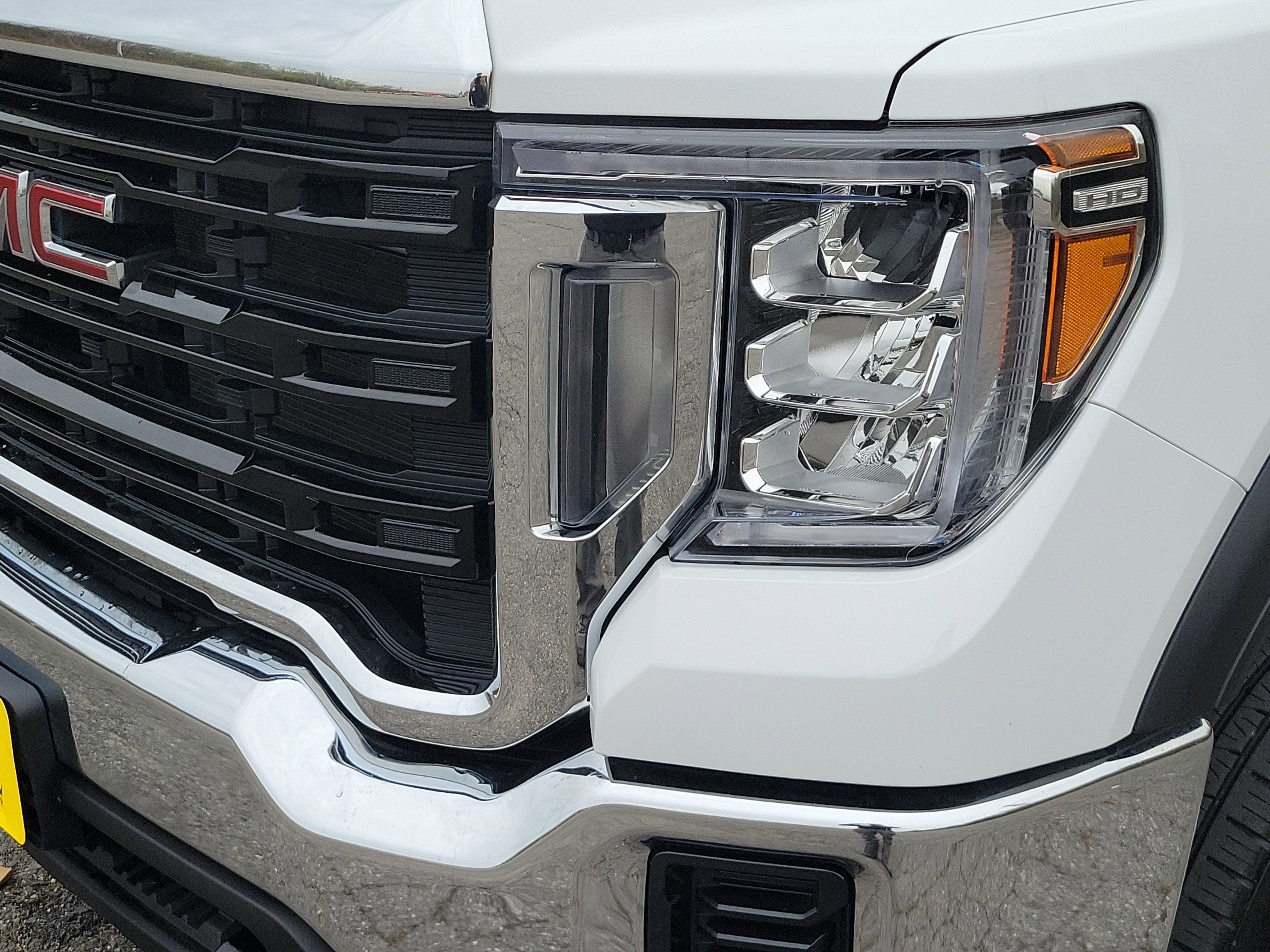2023 GMC Sierra 3500 HD Chassis Cab Pro