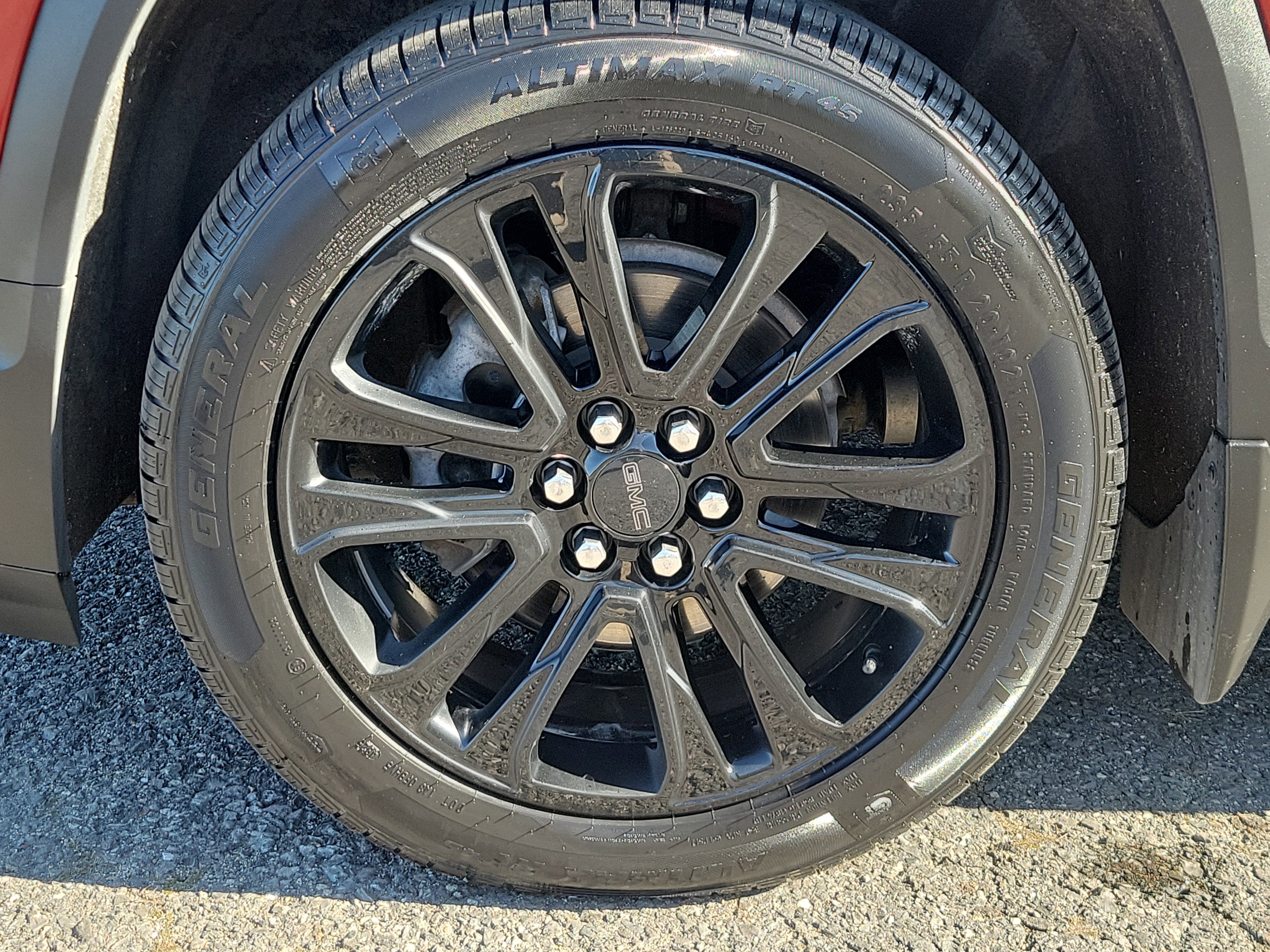 2023 GMC Acadia SLT