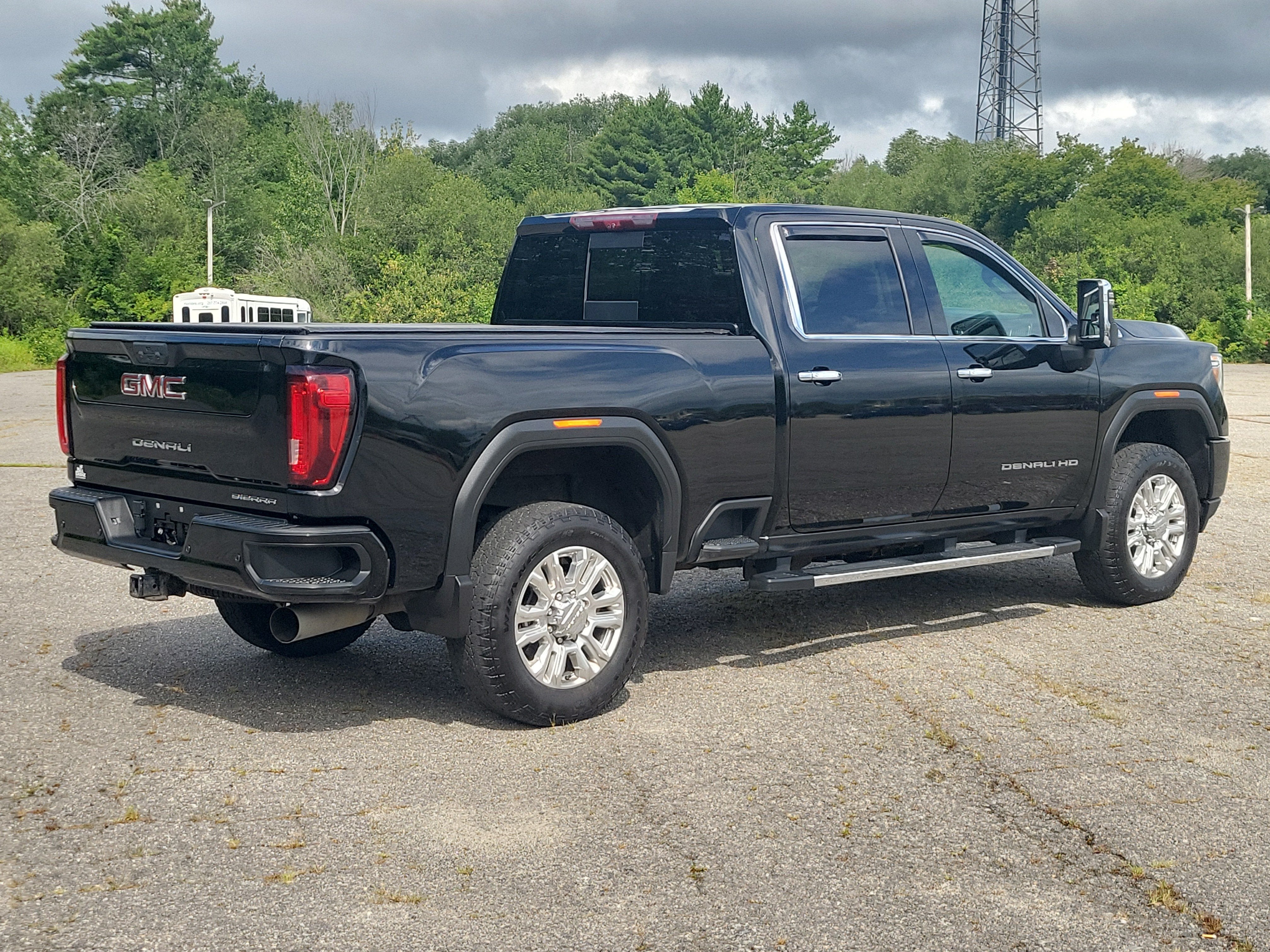 2023 GMC Sierra 2500 HD Denali