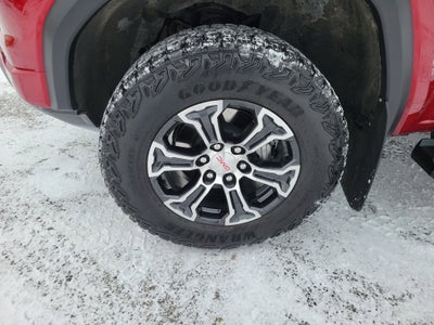2024 GMC Canyon AT4