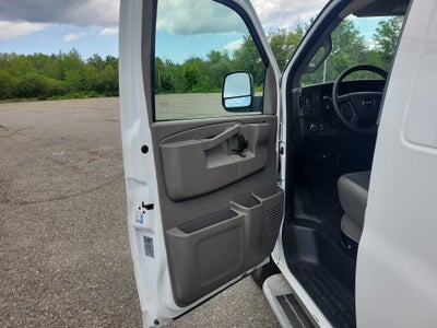 2025 GMC Savana Cargo Work Van