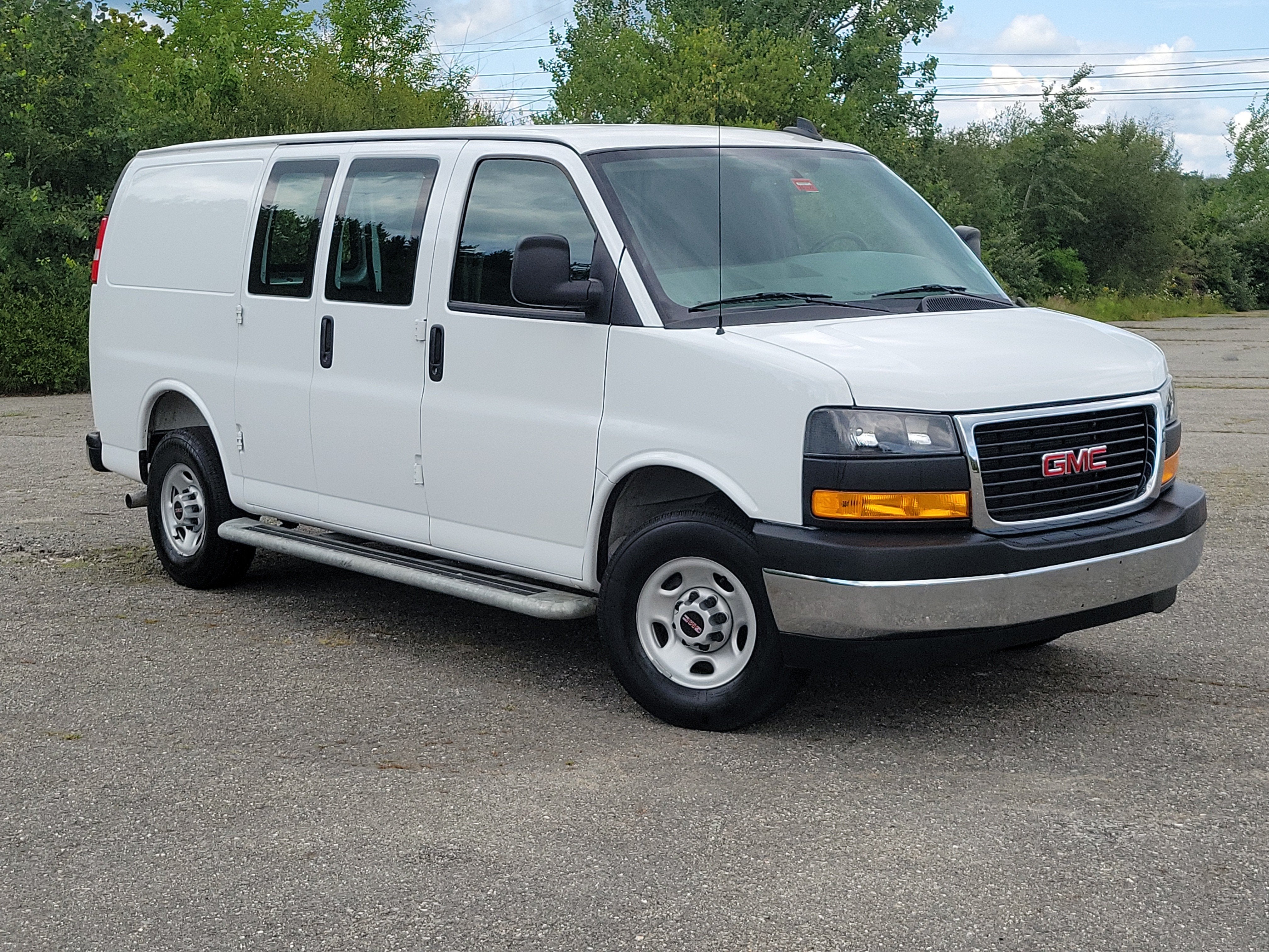 2025 GMC Savana Cargo Work Van