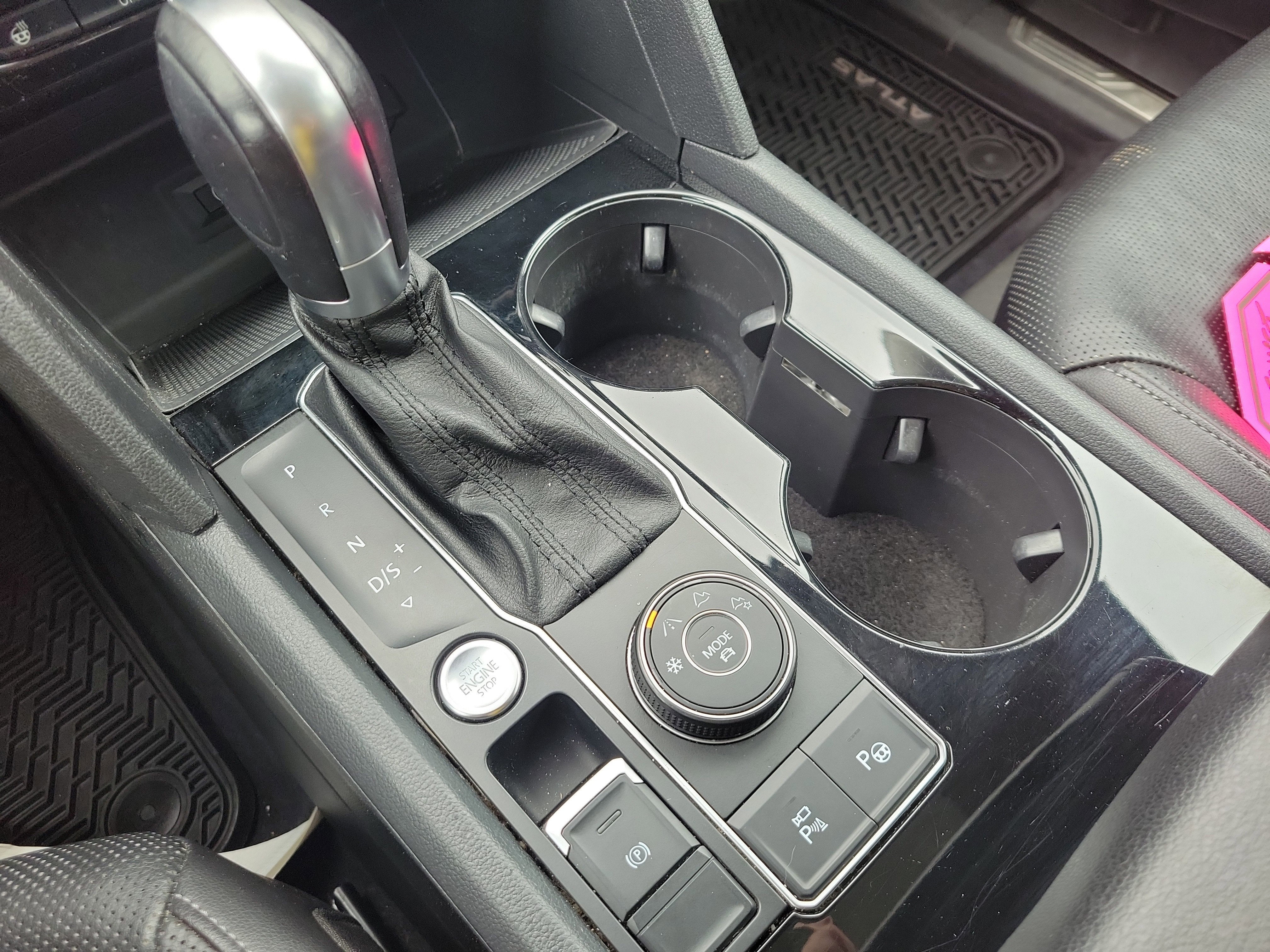 2018 Volkswagen Atlas 3.6L V6 SEL Premium