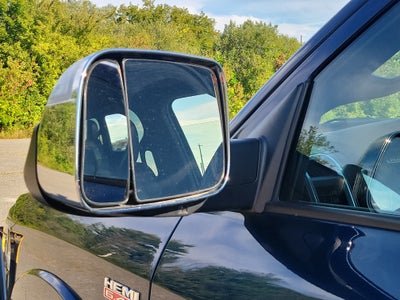 2022 RAM 2500 Laramie Crew Cab 4x4 6'4" Box